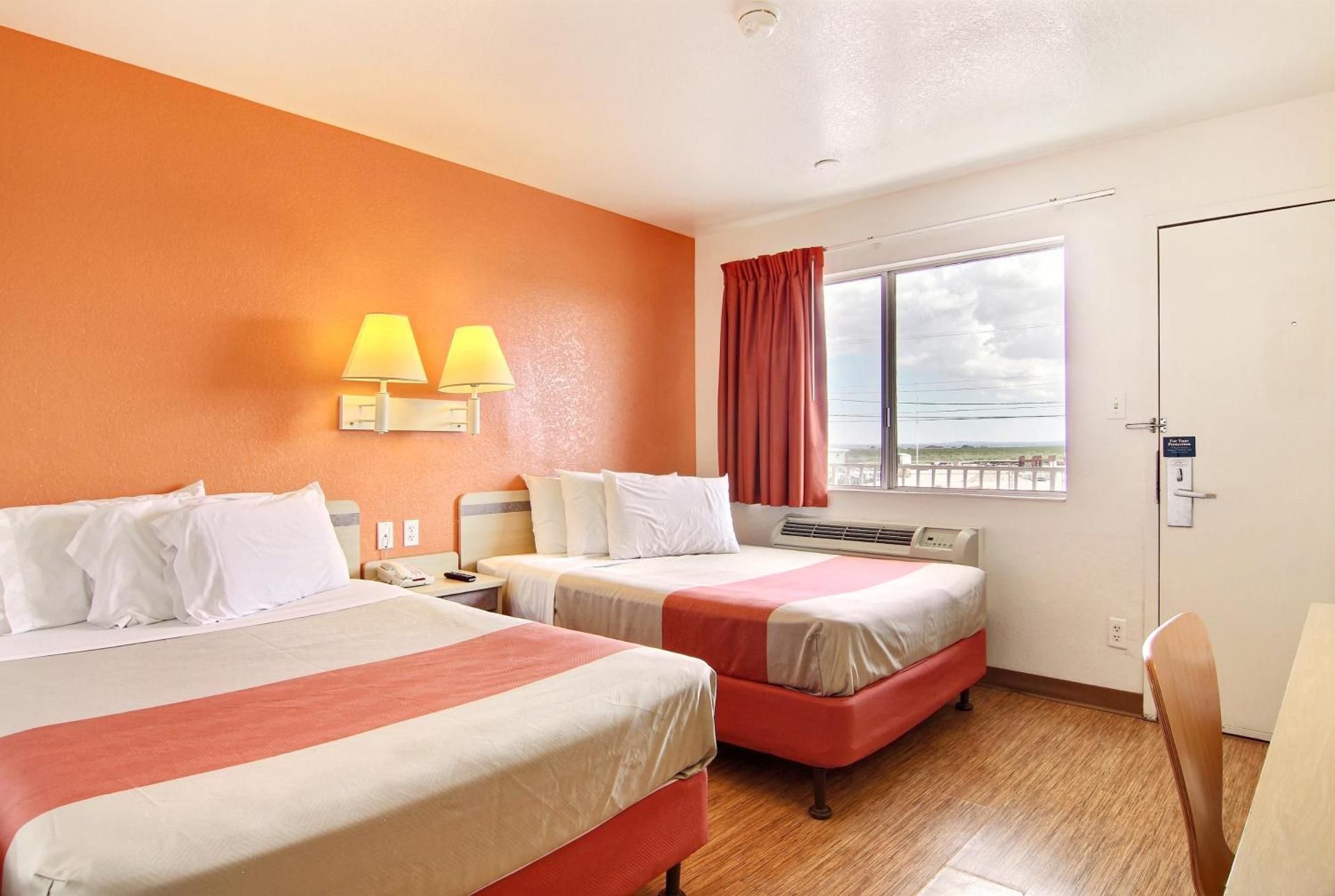 Motel 6 Fort Stockton, TX 2 Full Beds | Non-Smoking