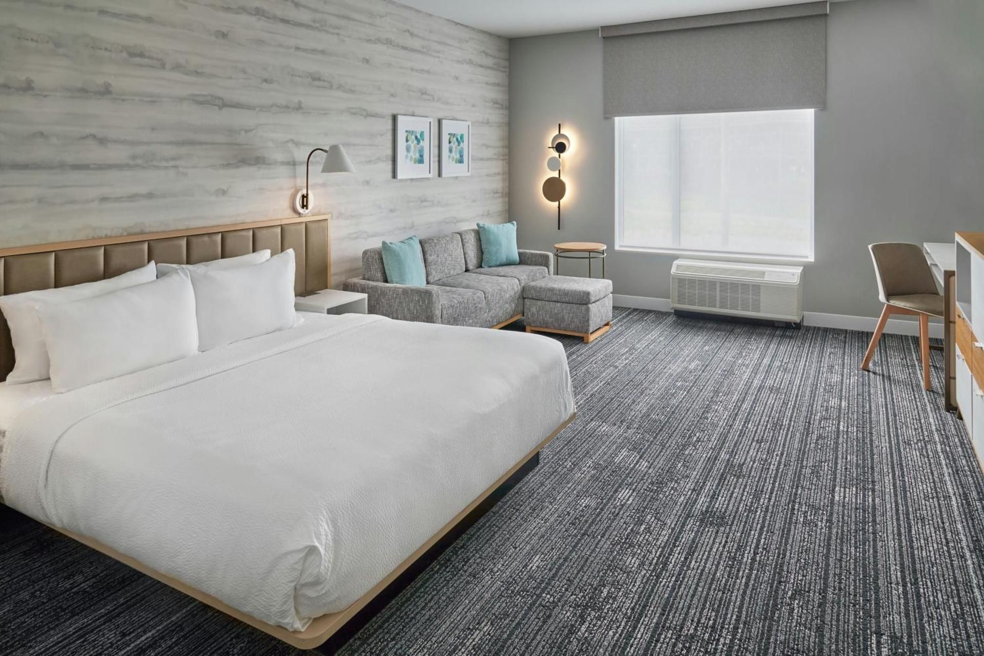 TownePlace Suites by Marriott Calhoun Studio King Suite with Sofa Bed