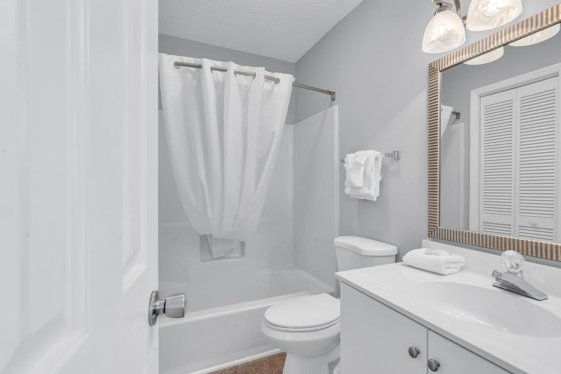 Sandy shores III Double Room with Balcony 2