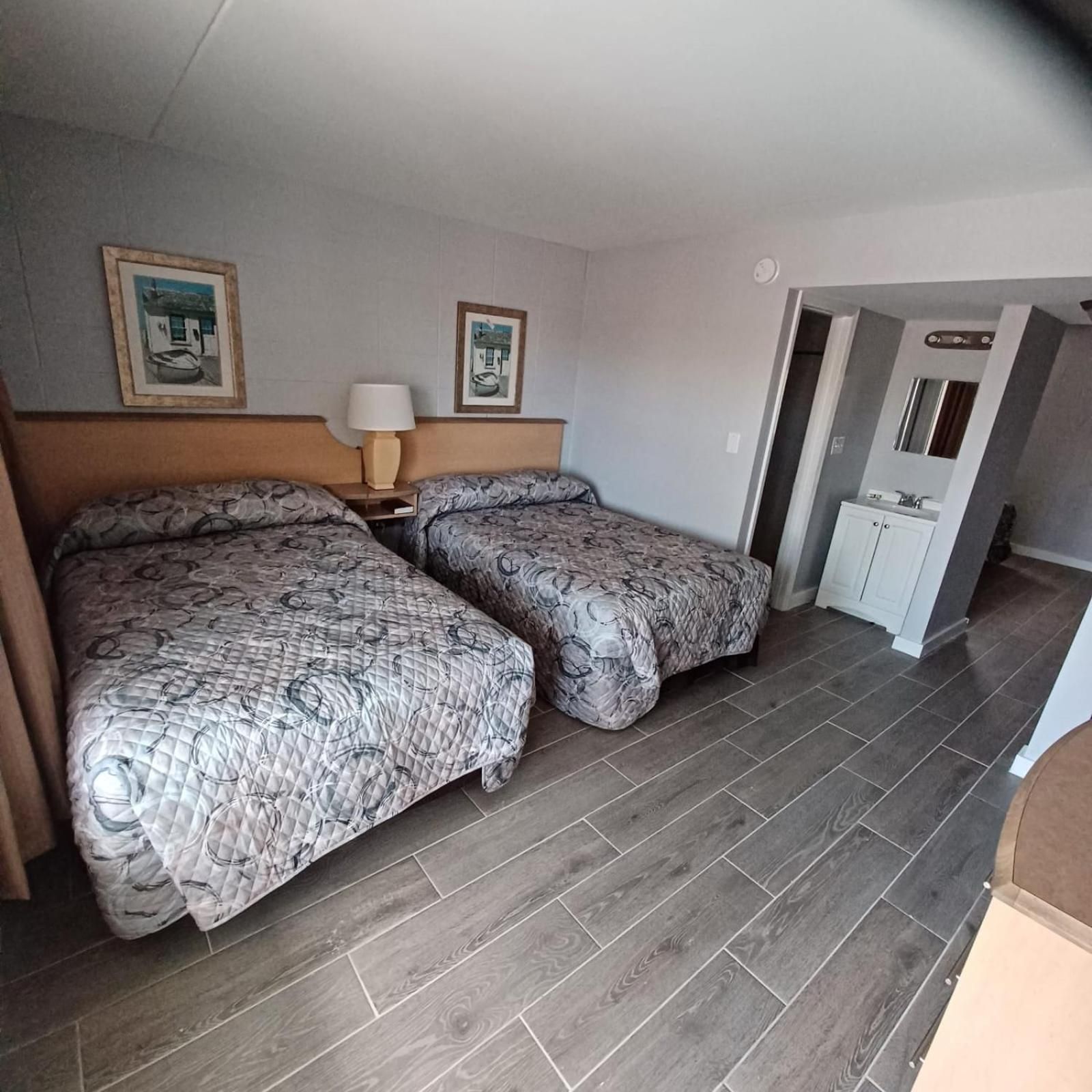 Double Room with Private Bathroom