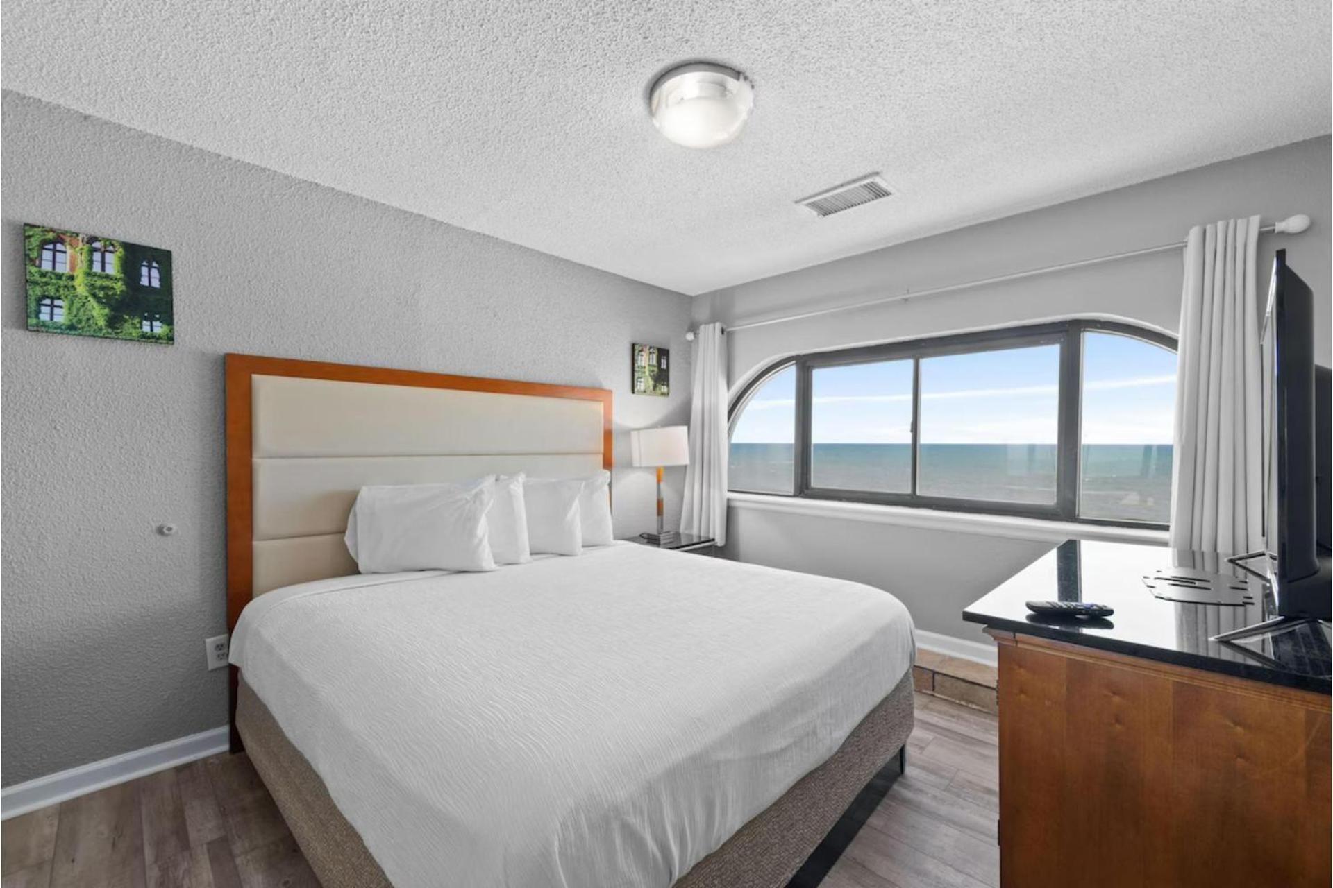 3 Full Bed