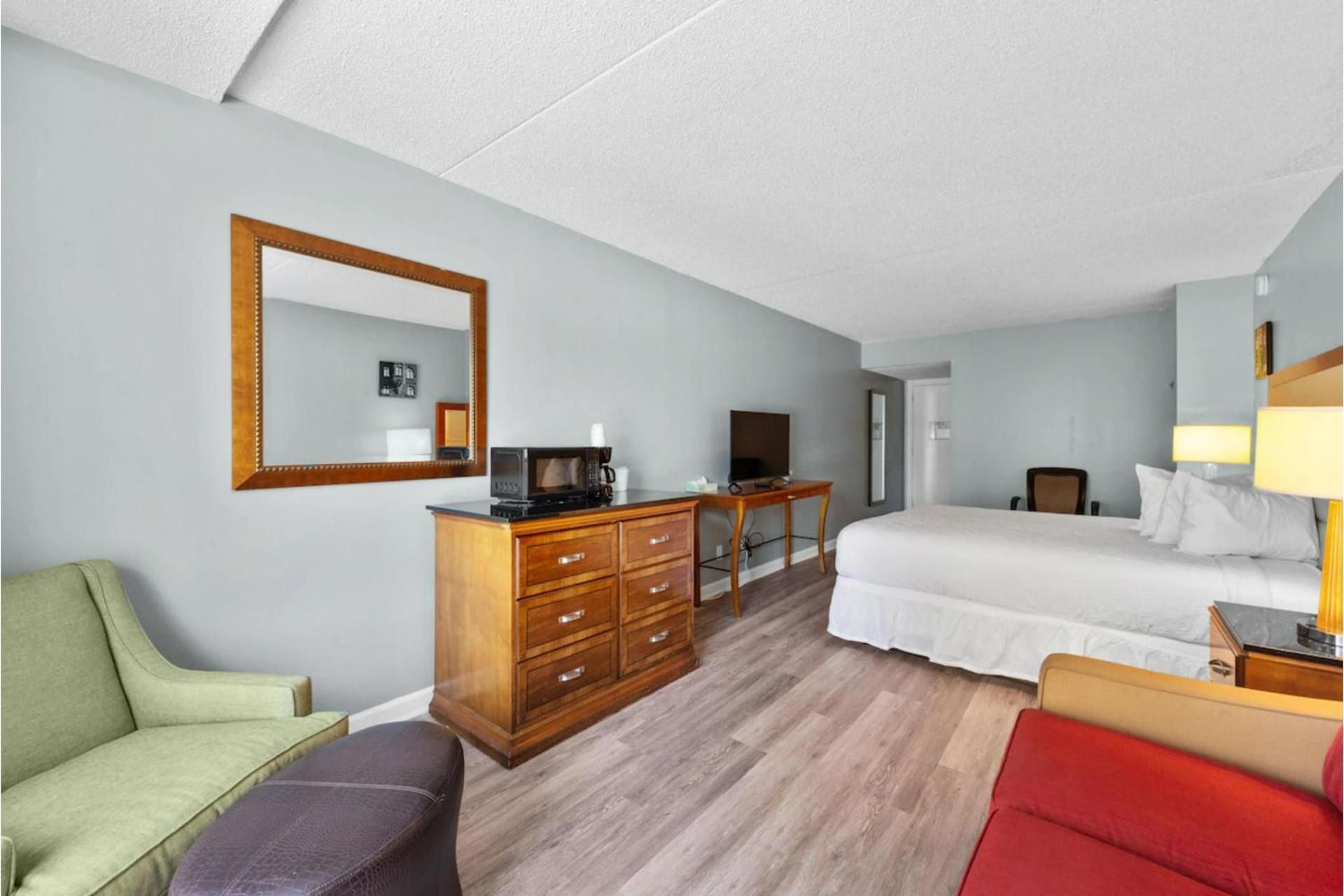 King Bed Kitchenette with Sofa Sleeper Non-Smoking