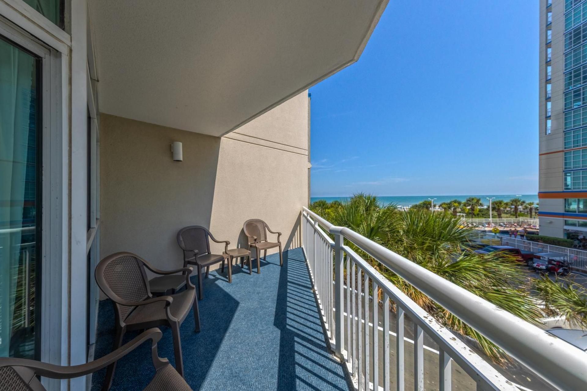 Three-Bedroom Apartment with Ocean View