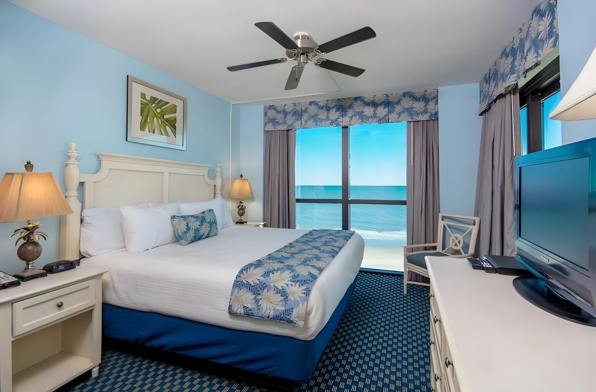 Oceanfront Deluxe Three Bedroom Condo