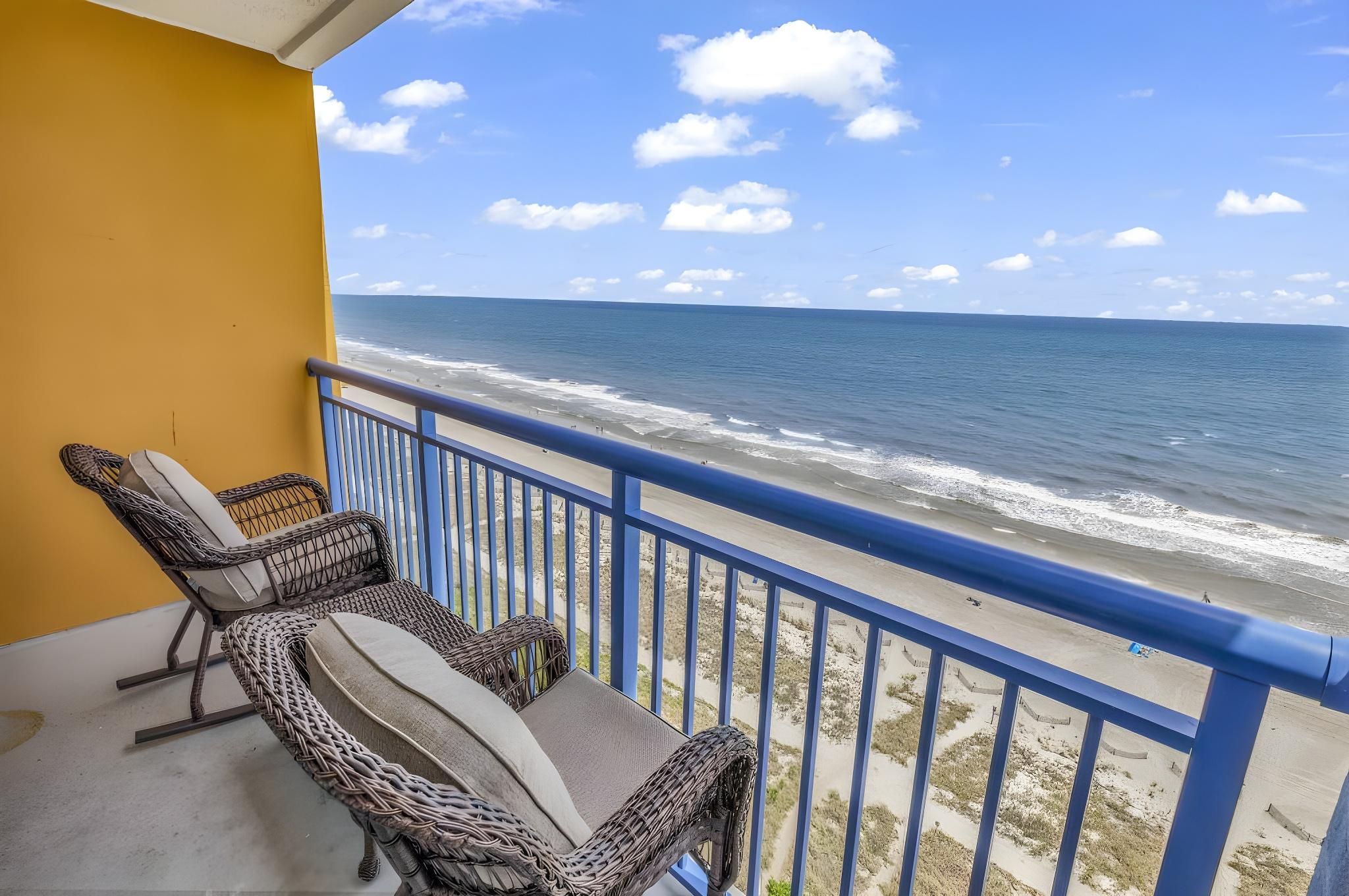 Stunning Views Atlantica Towers Condo: Oceanfront