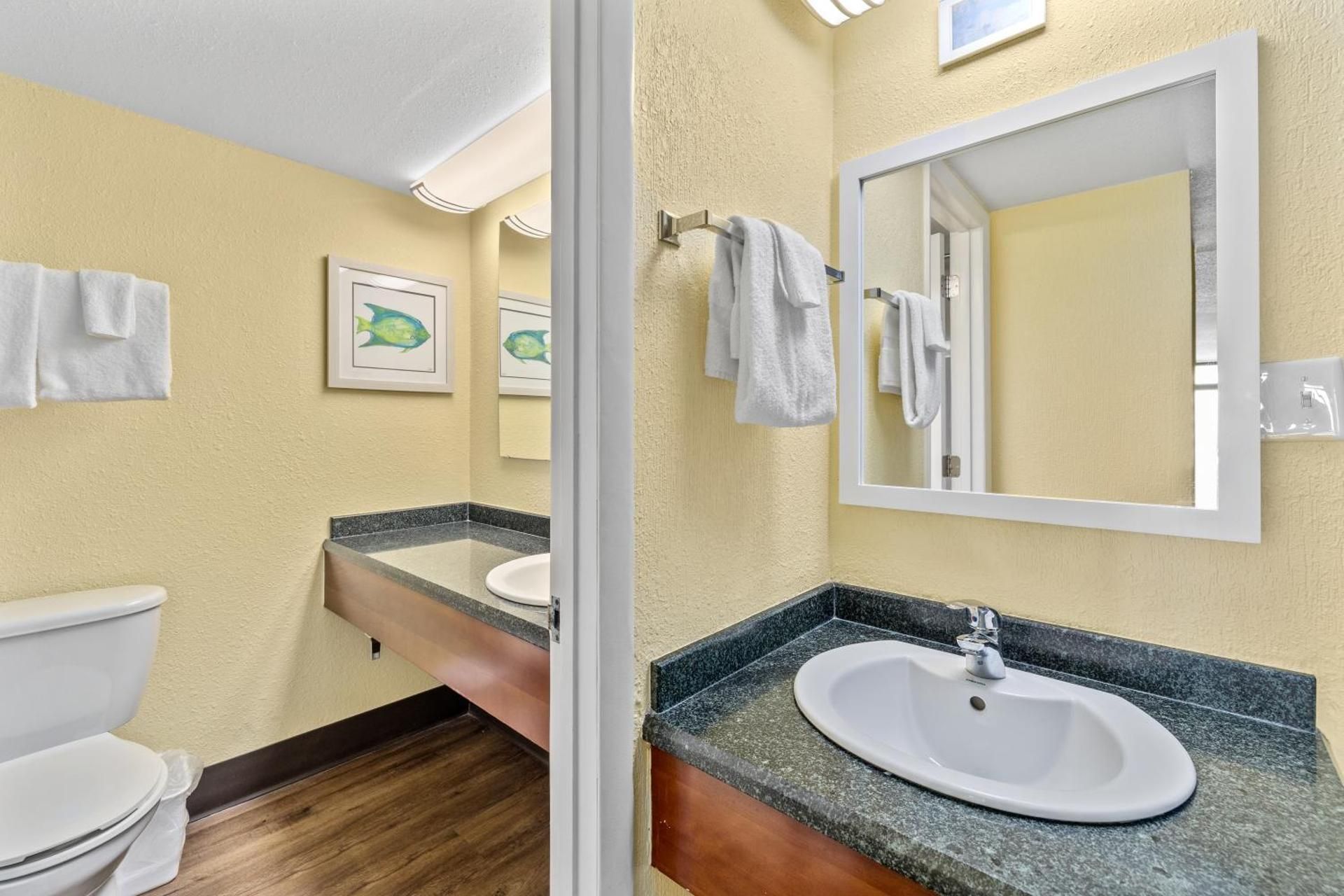 Deluxe Room with Two Queen Beds - Oceanfront