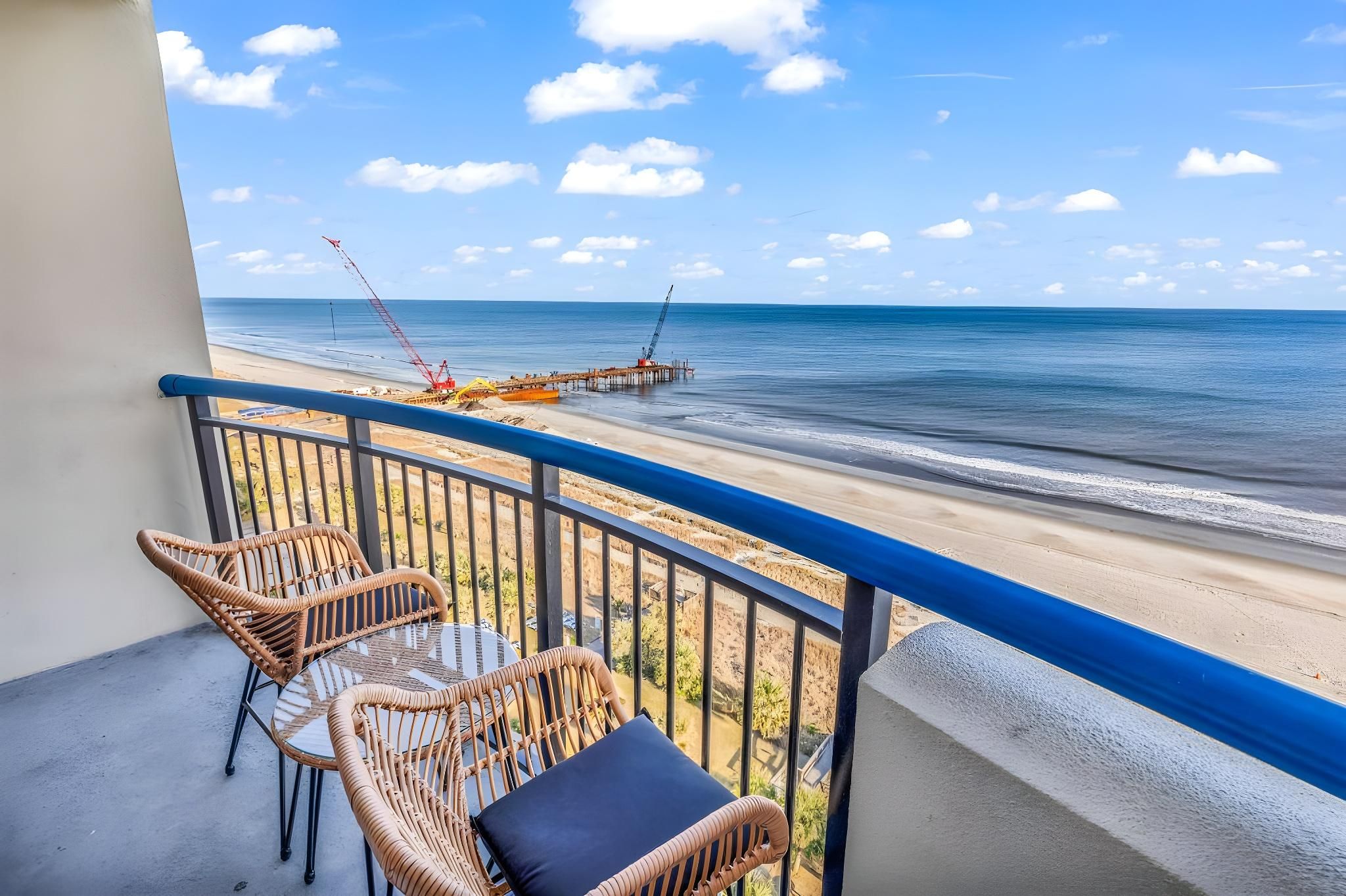 12-th Floor Boardwalk Resort| Oceanfront