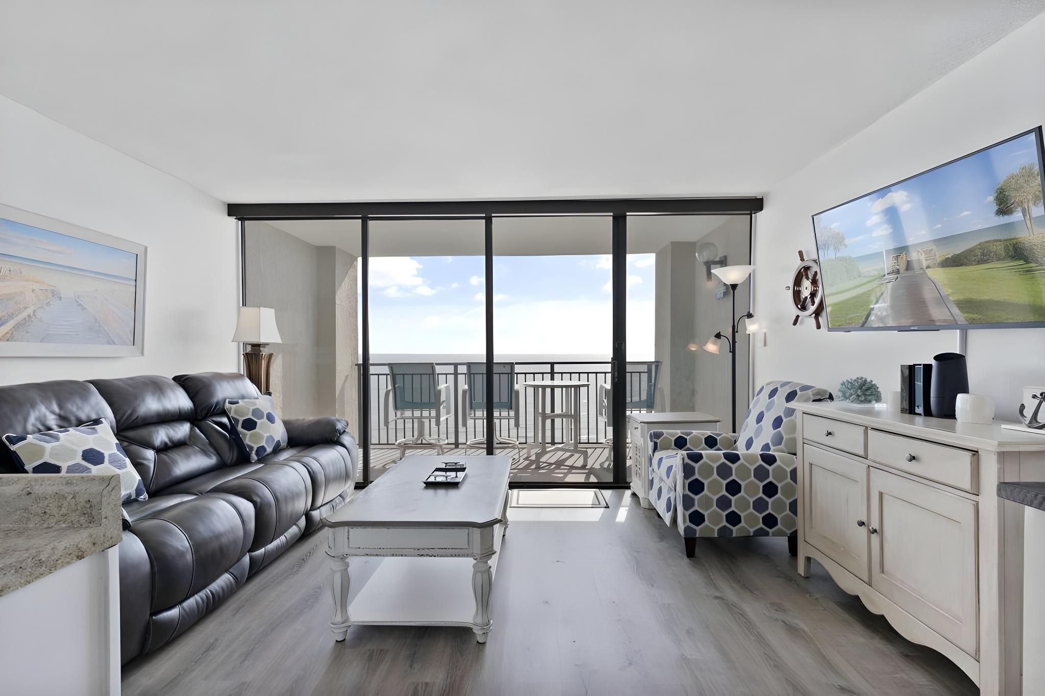 Ocean Forest Plaza Luxury Getaway