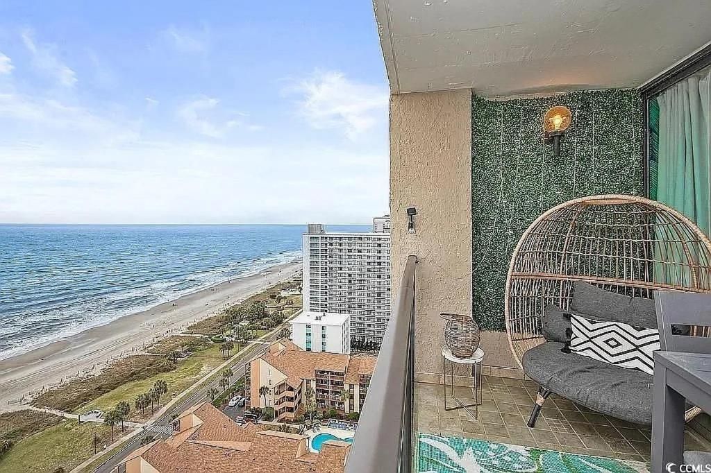 Apartment with Sea View
