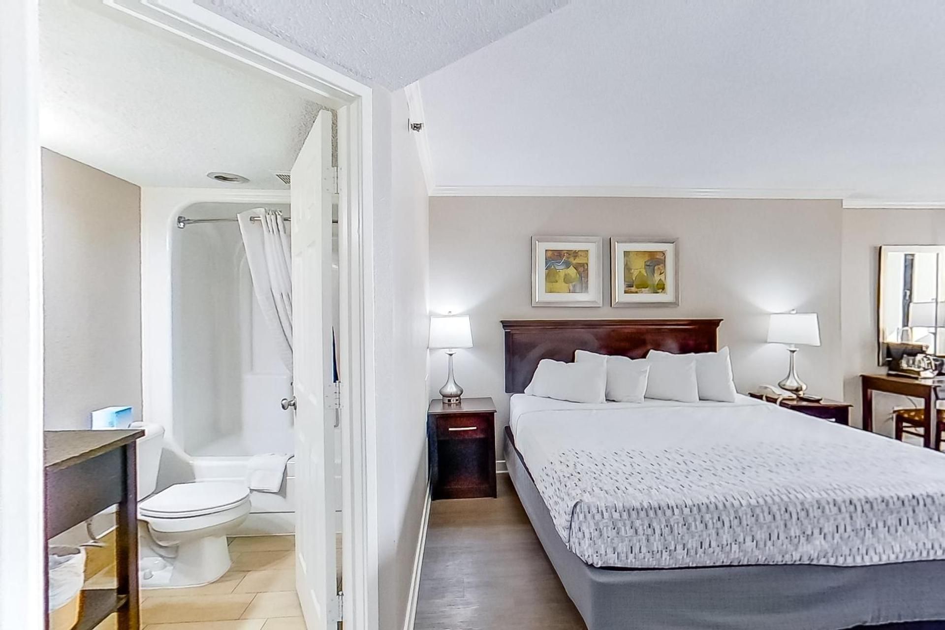 One-Bedroom Suite