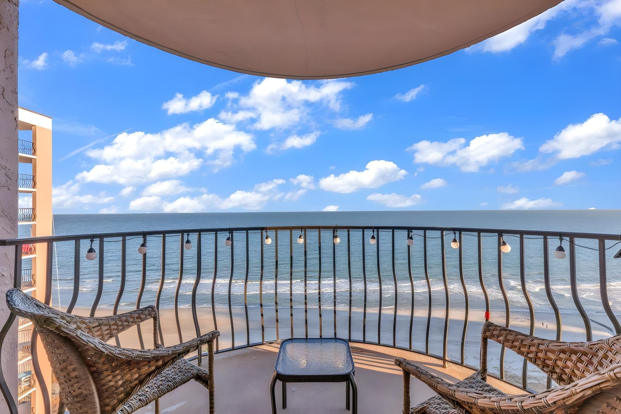 15-th Floor Ocean Front Views at Palms Resort