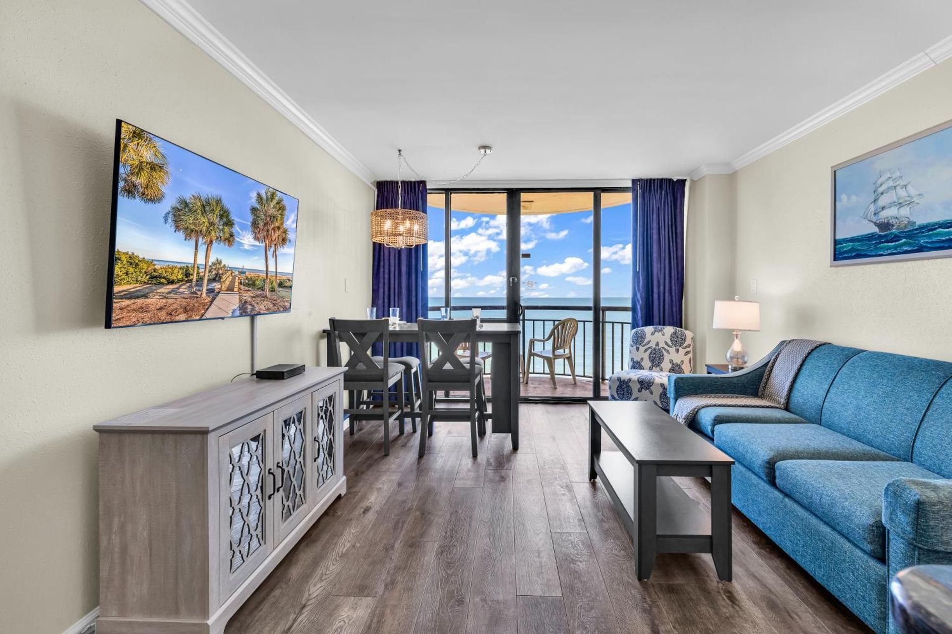 Apartment with Balcony