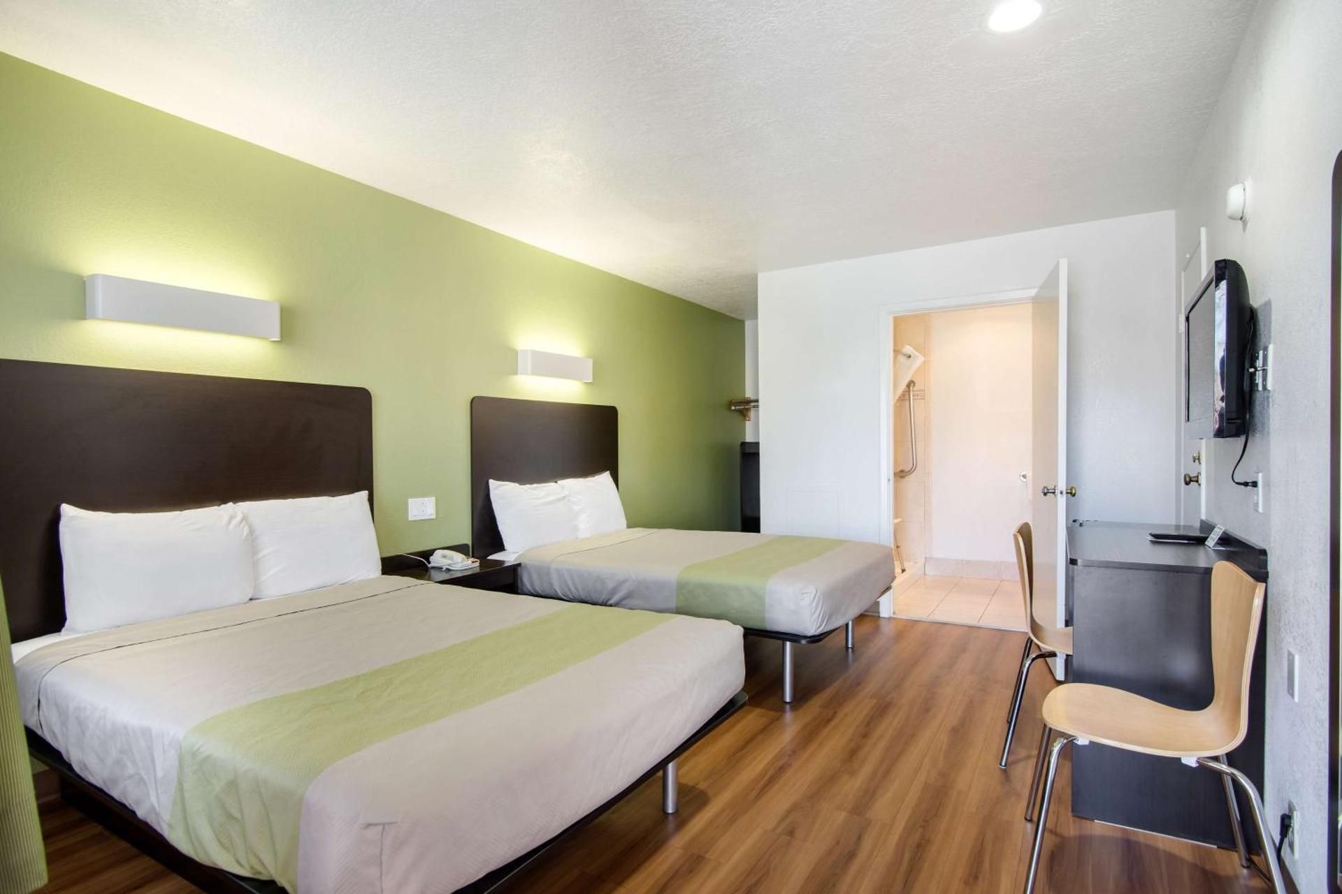 2 FULL BEDS | ACCESSIBLE, NON-SMOKING