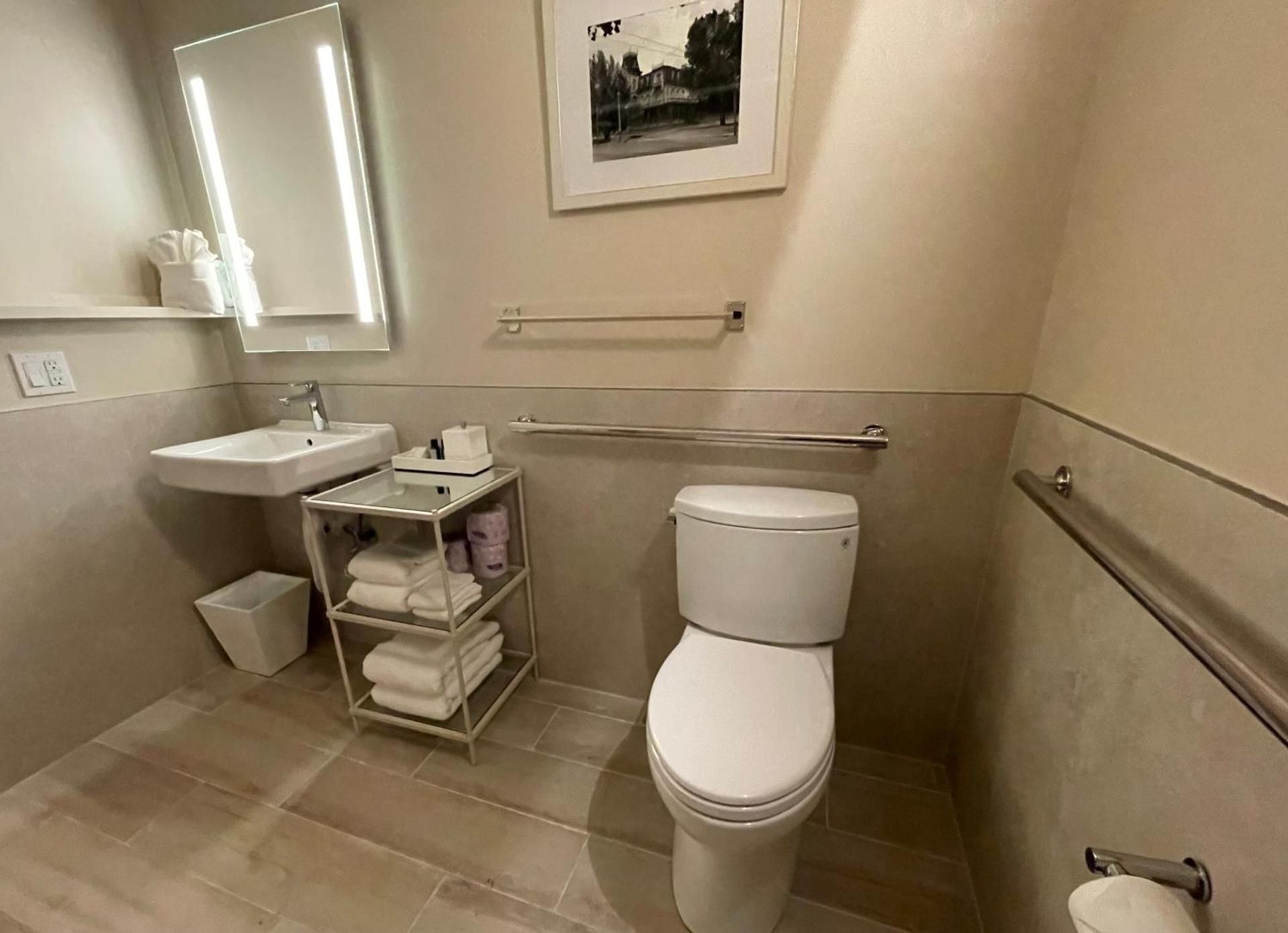 King Room - Disability Access