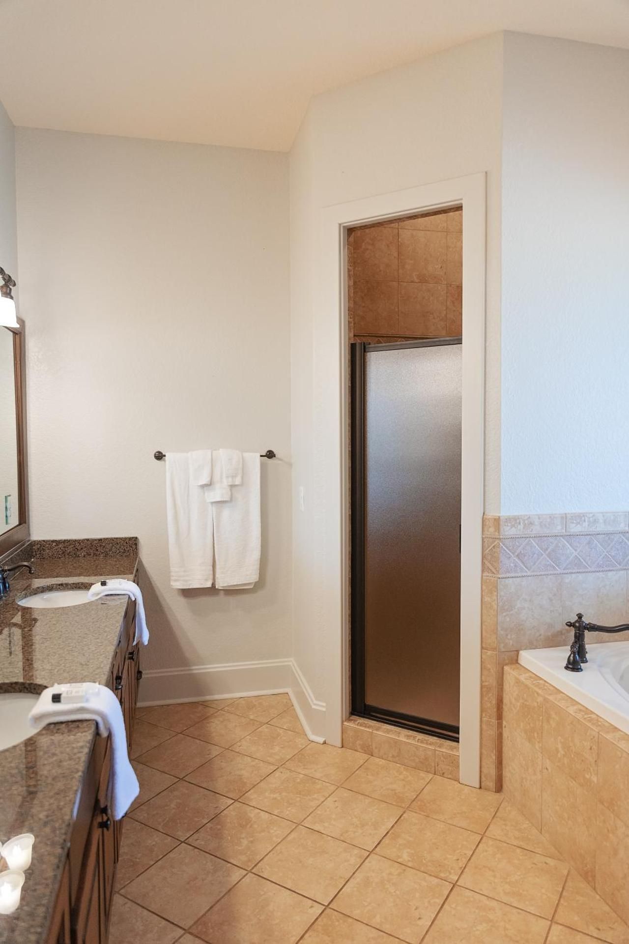 Deluxe Family Suite