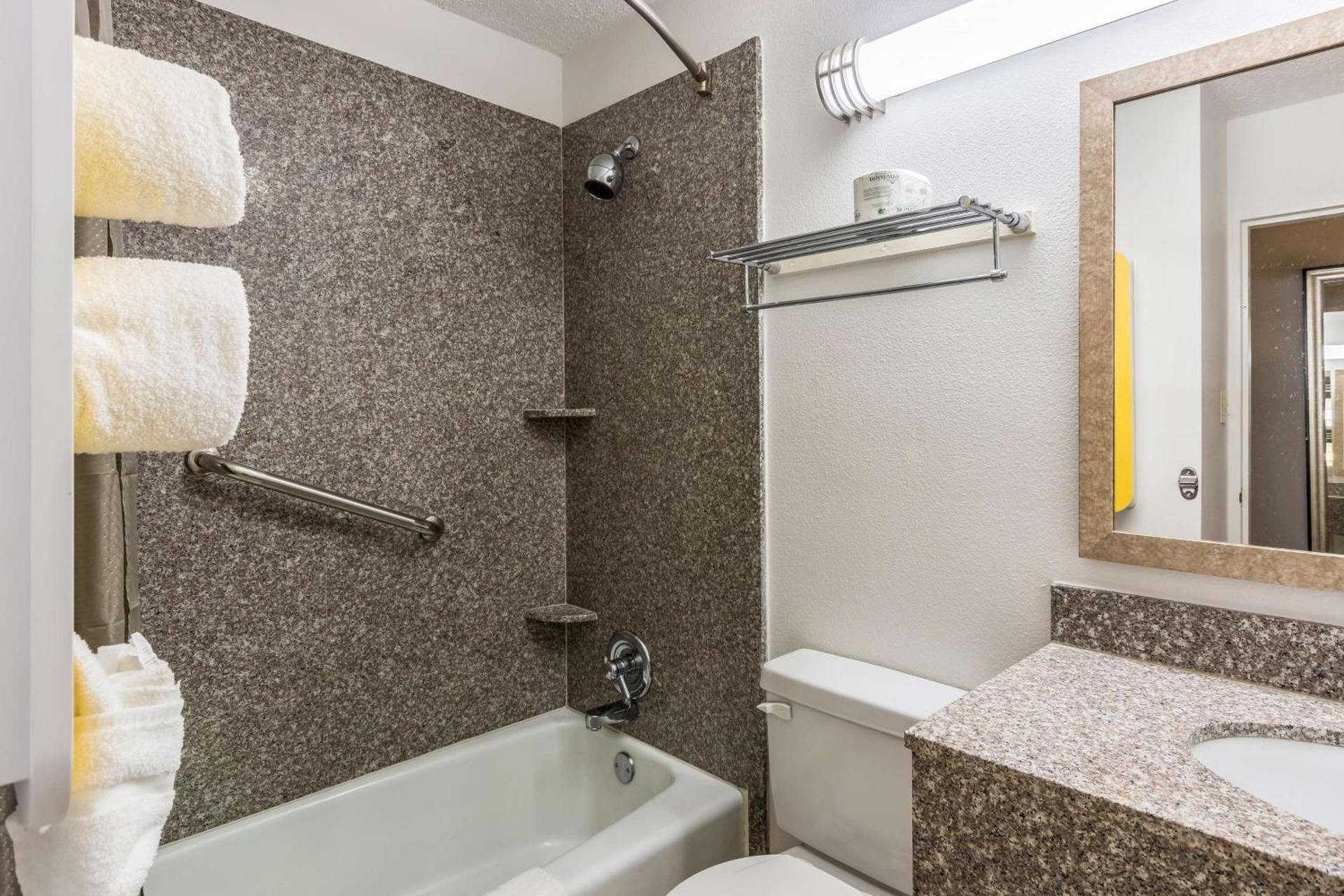 Queen Room with Two Queen Beds - Disability Access - Non-Smoking
