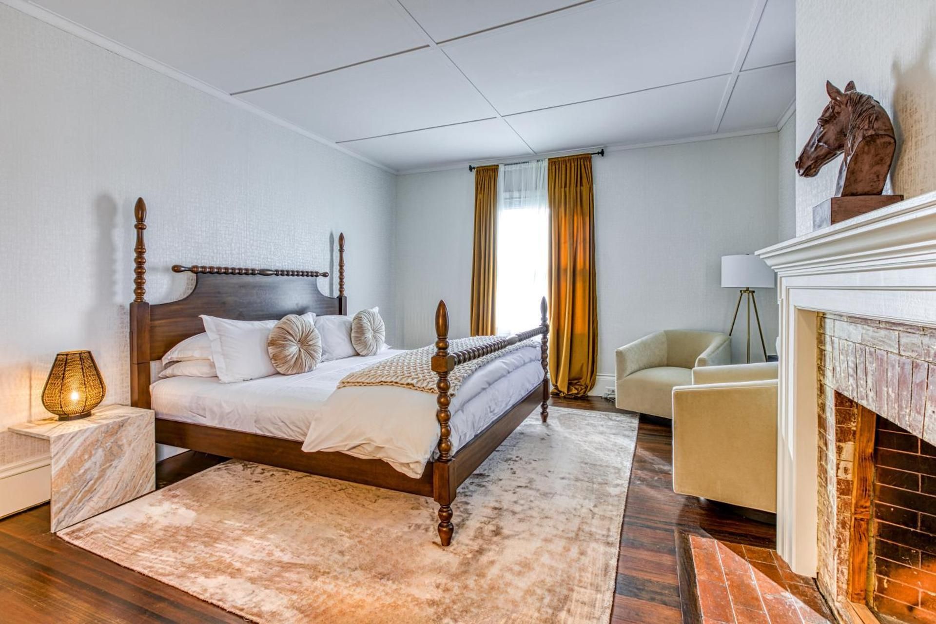 Superior King Room