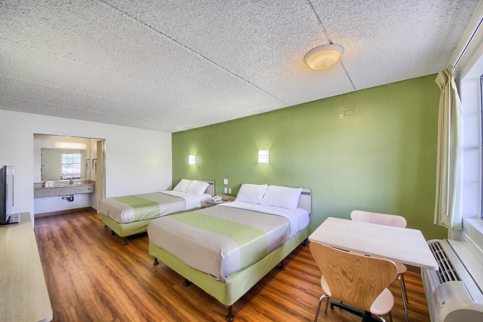 Queen Room with Two Queen Beds - Disability Access