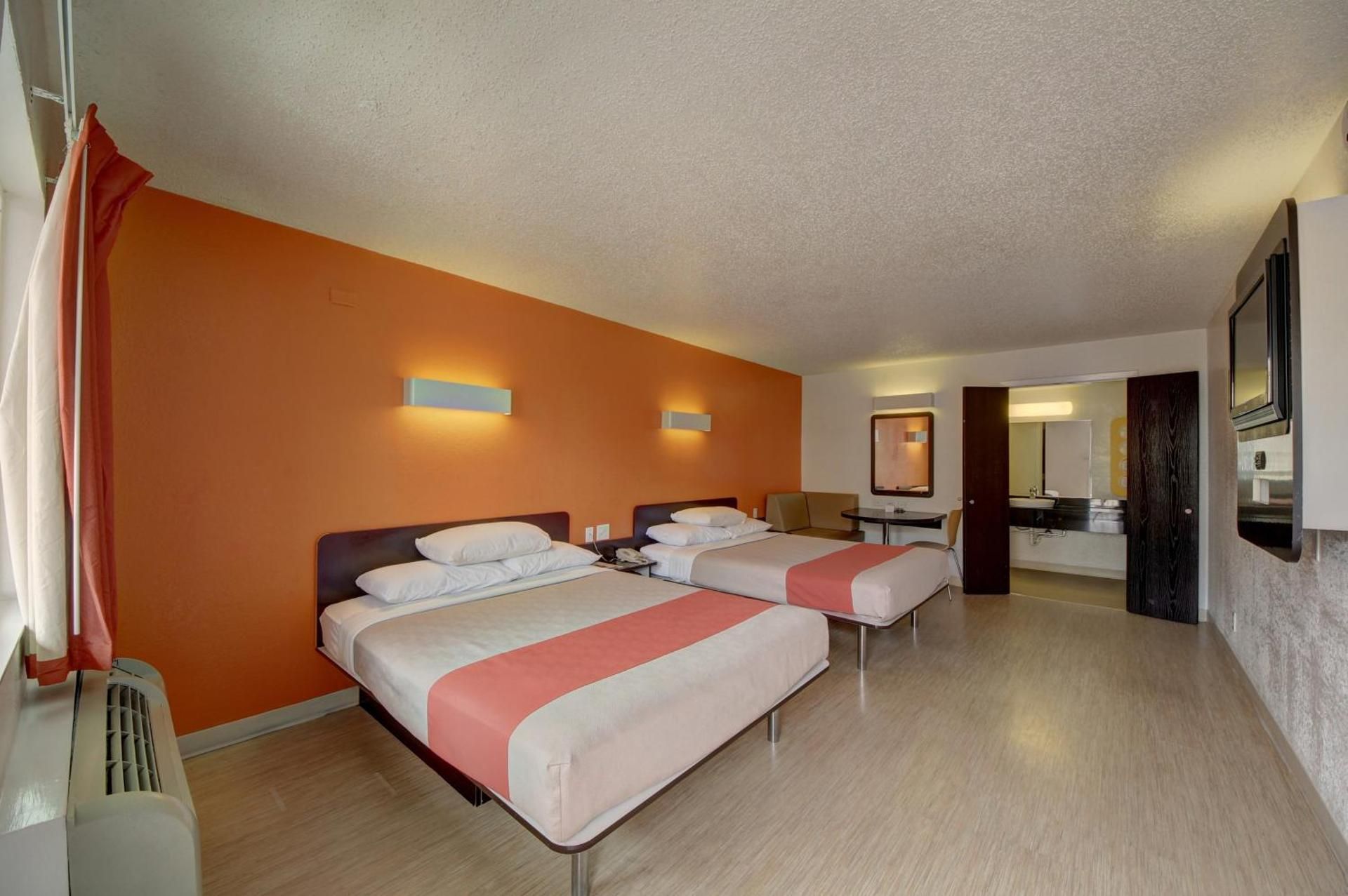 Deluxe Queen Room with Two Queen Beds