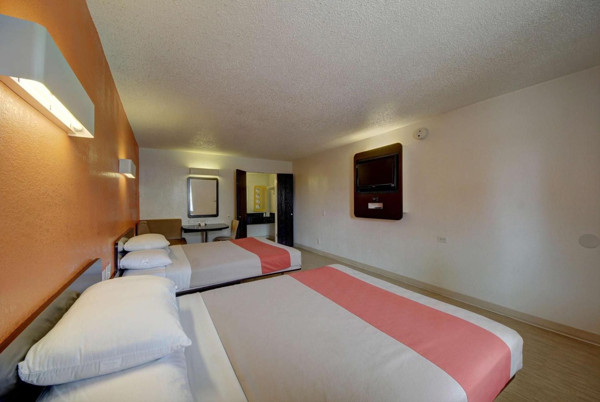 King Room with Two King Beds