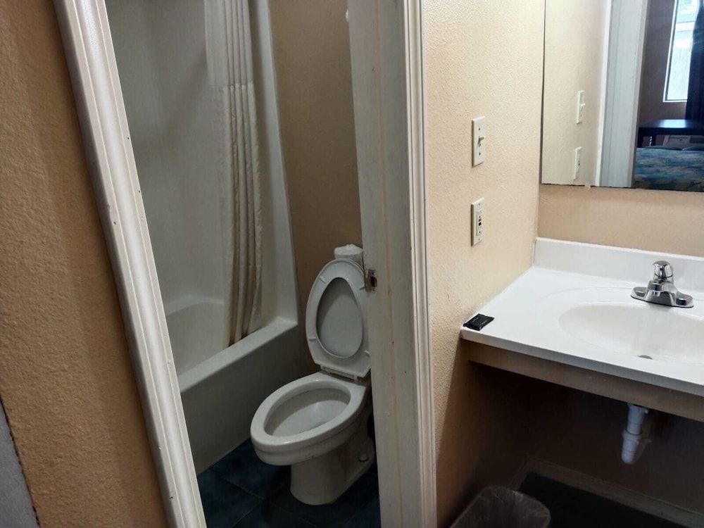 Standard Room, 2 Double Beds, Non Smoking