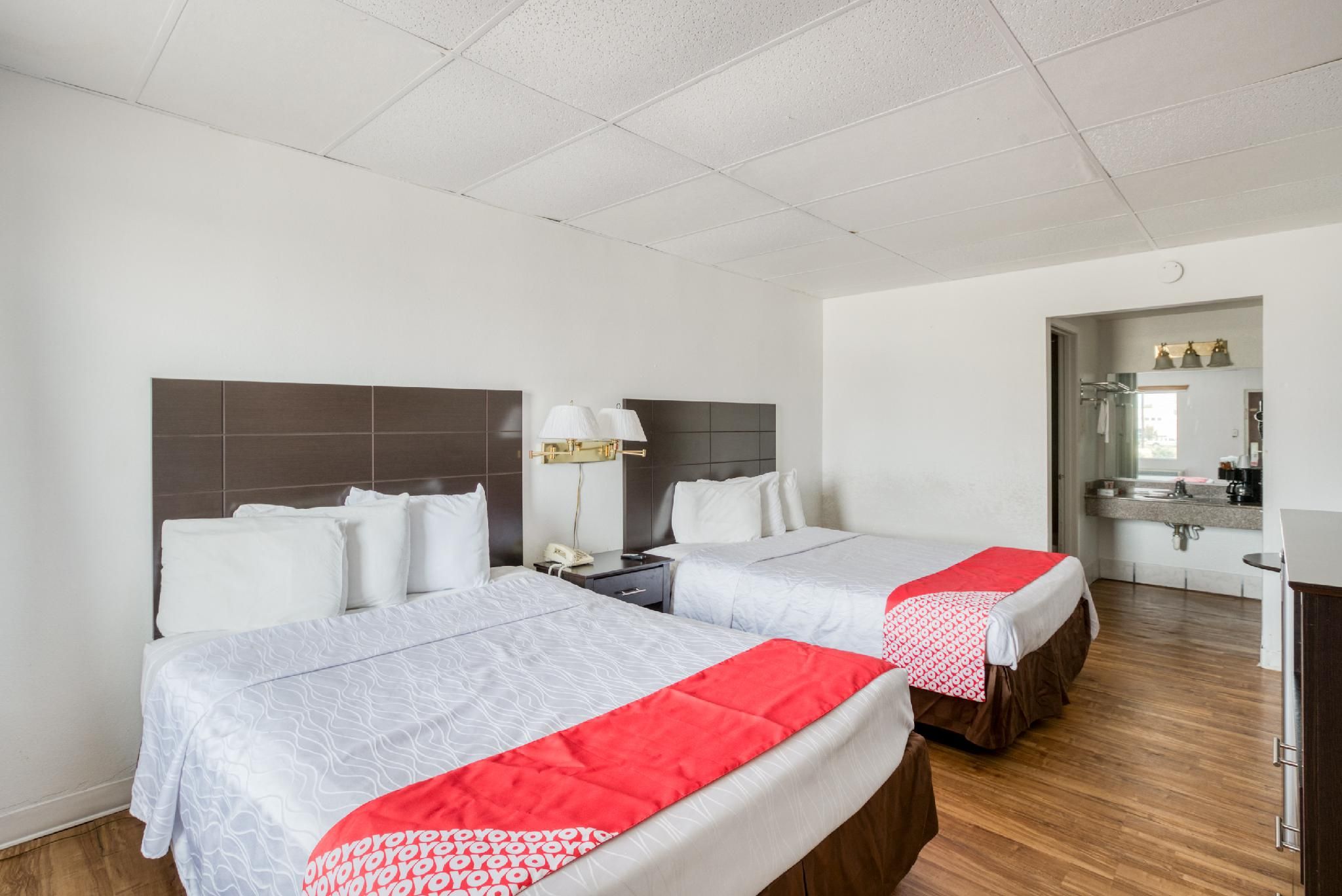 2 Queen Bed