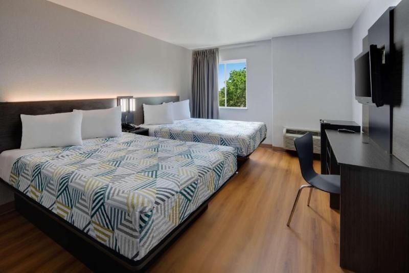 2 Full Beds | Non-Smoking