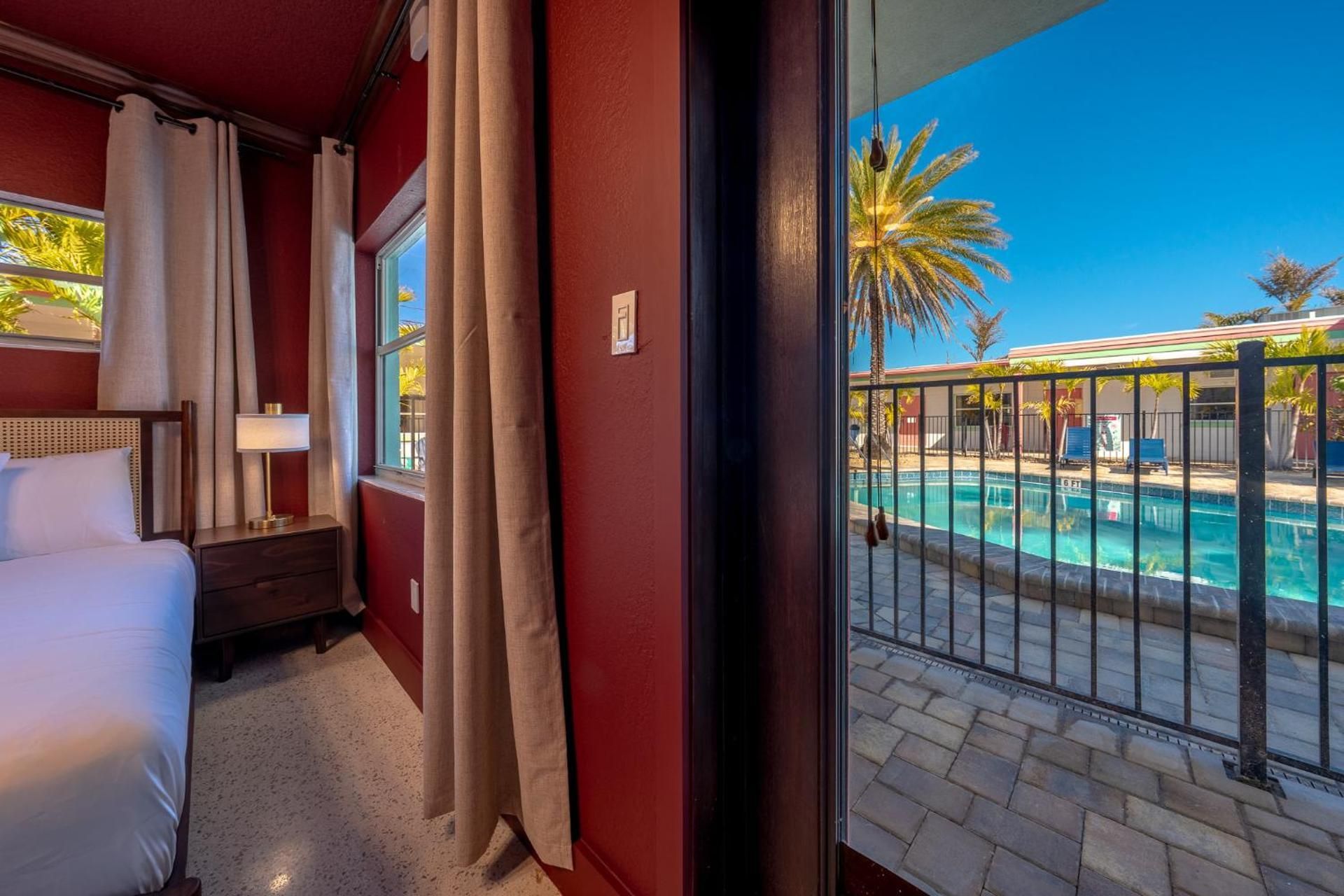 Double Room with Pool View