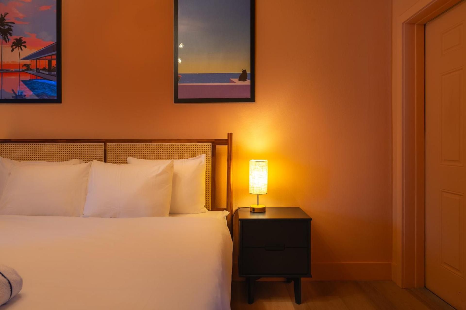 Standard King Room