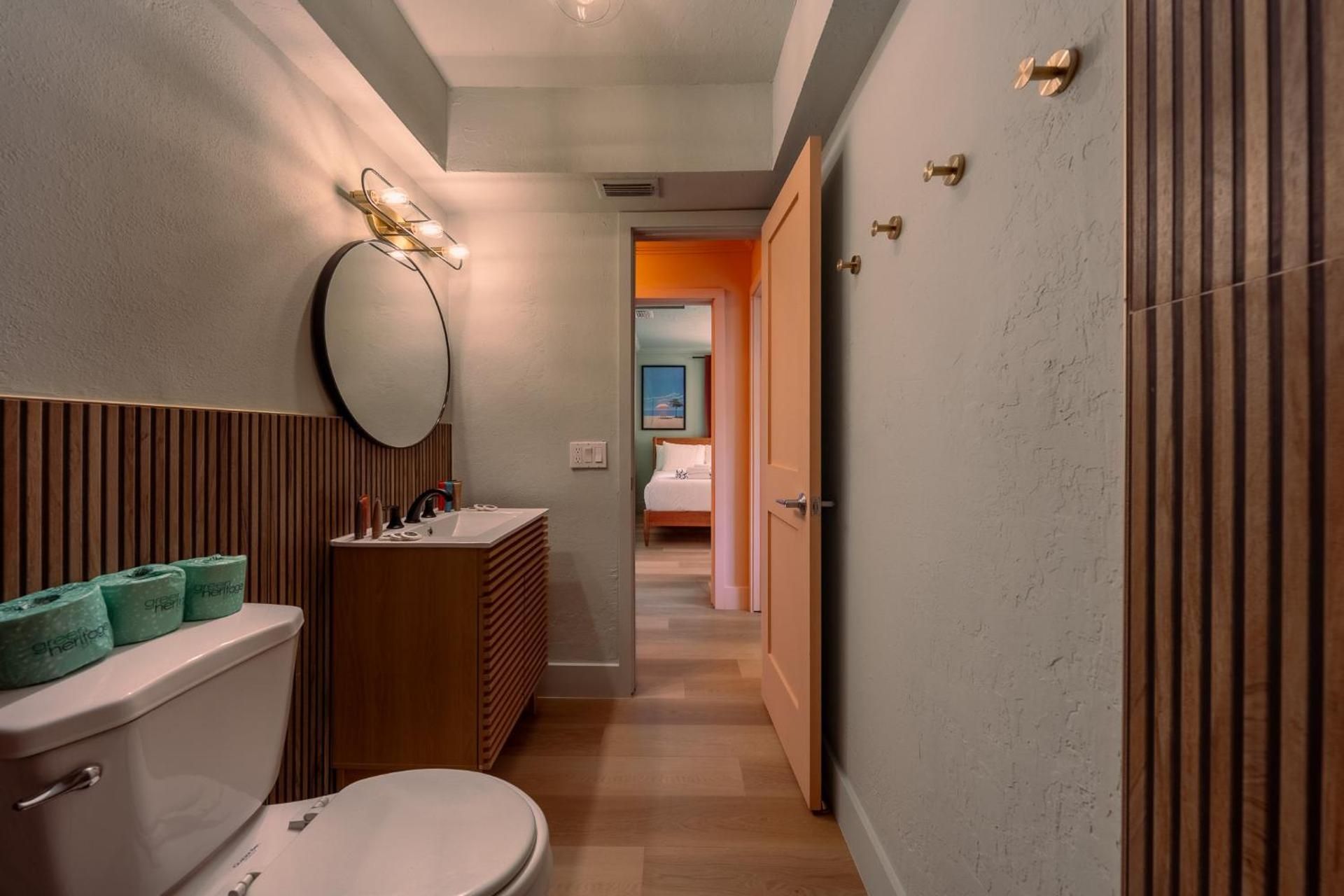 Deluxe One-Bedroom Suite