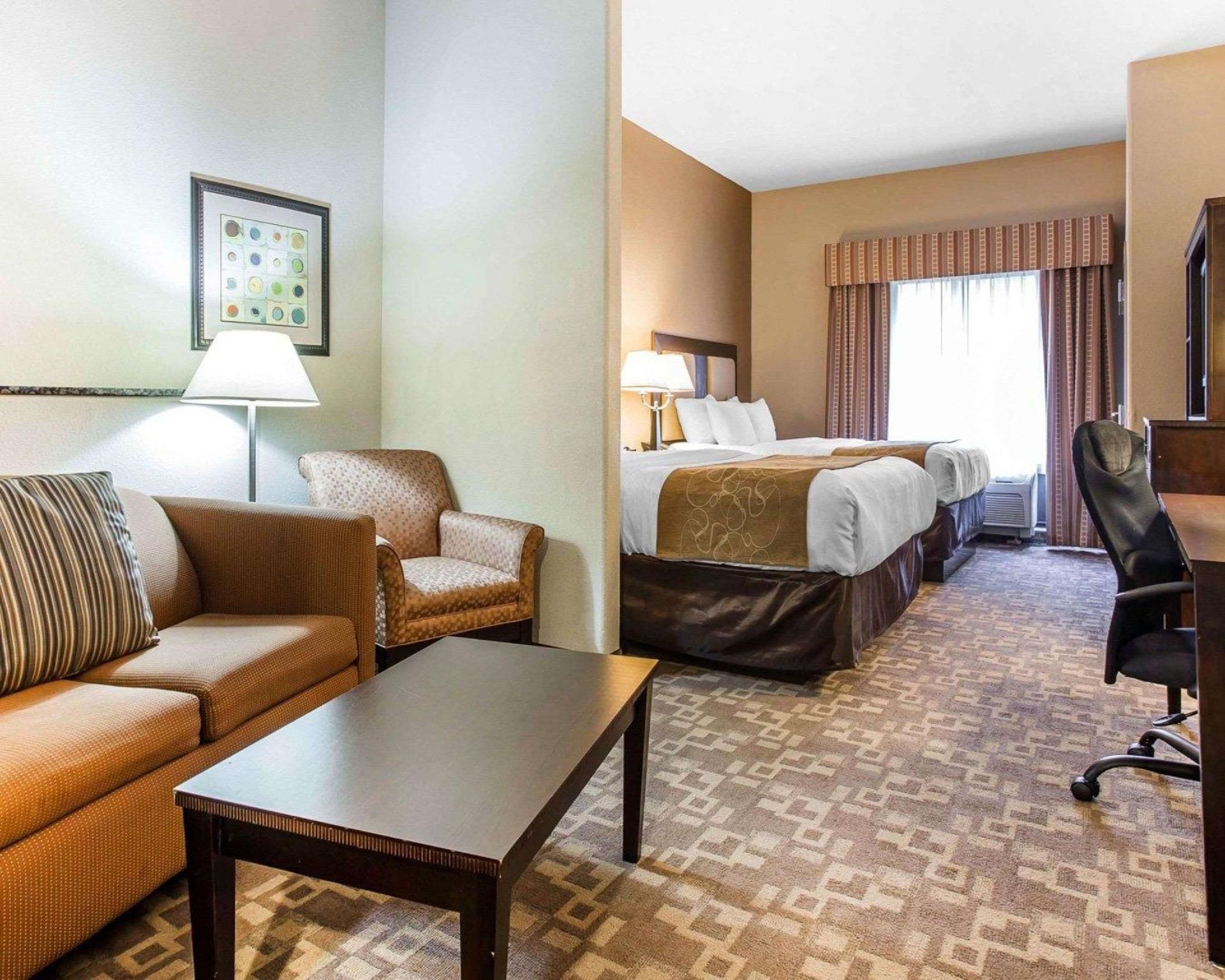 2 Queen Beds, Suite, Nonsmoking, Accessible