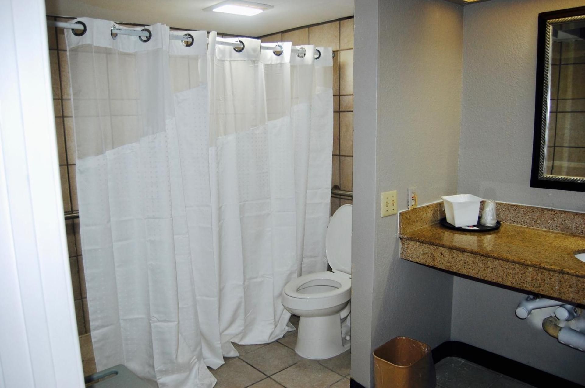 Queen Room with Two Queen Beds - Disability Access - Roll In Shower
