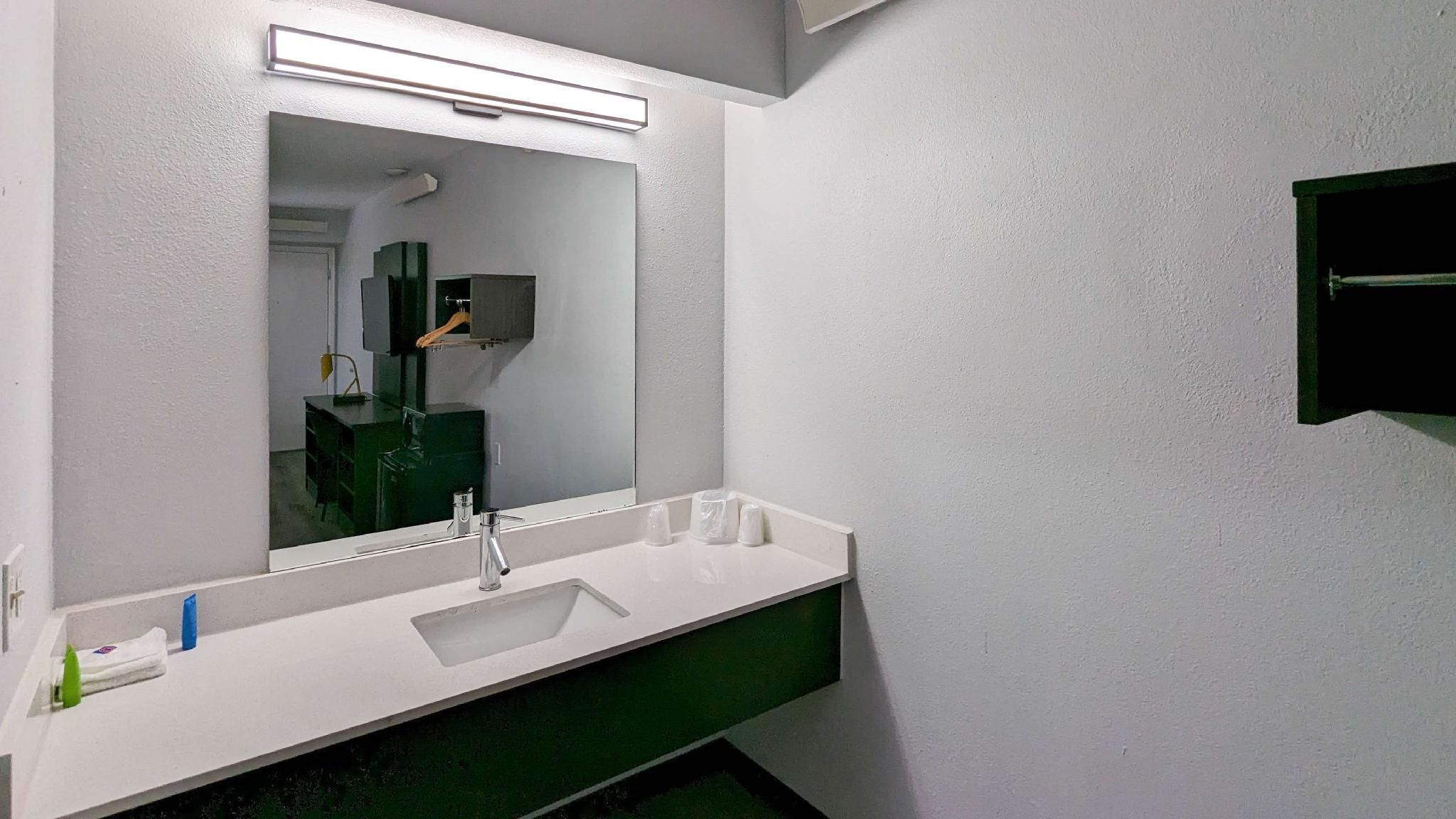 2 Full Beds | Newly Redesigned, Non-Smoking