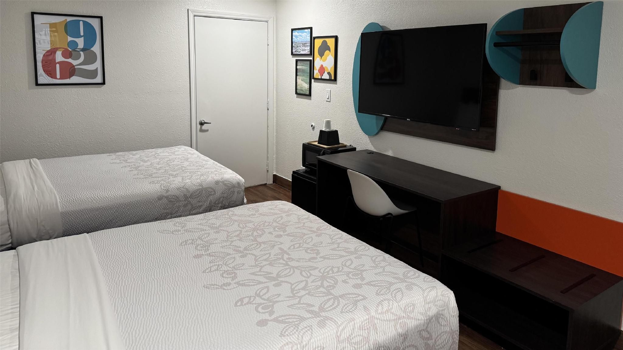 2 Full Beds | Non-Smoking, Micfridge