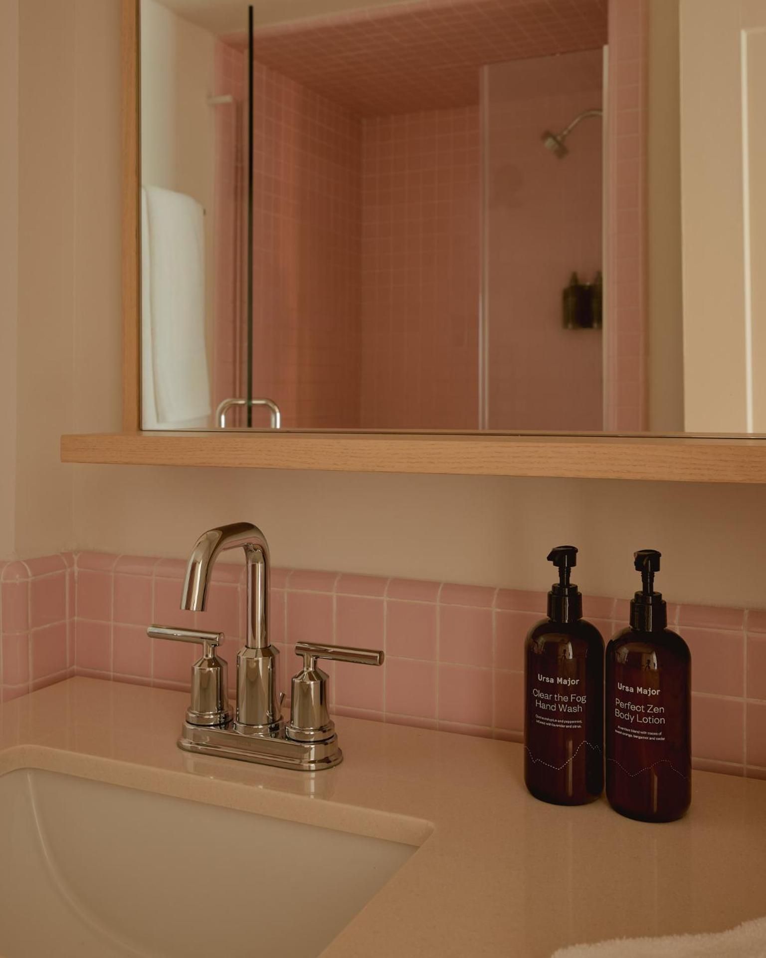 Hotel Lucine Lucine Double Queen 2