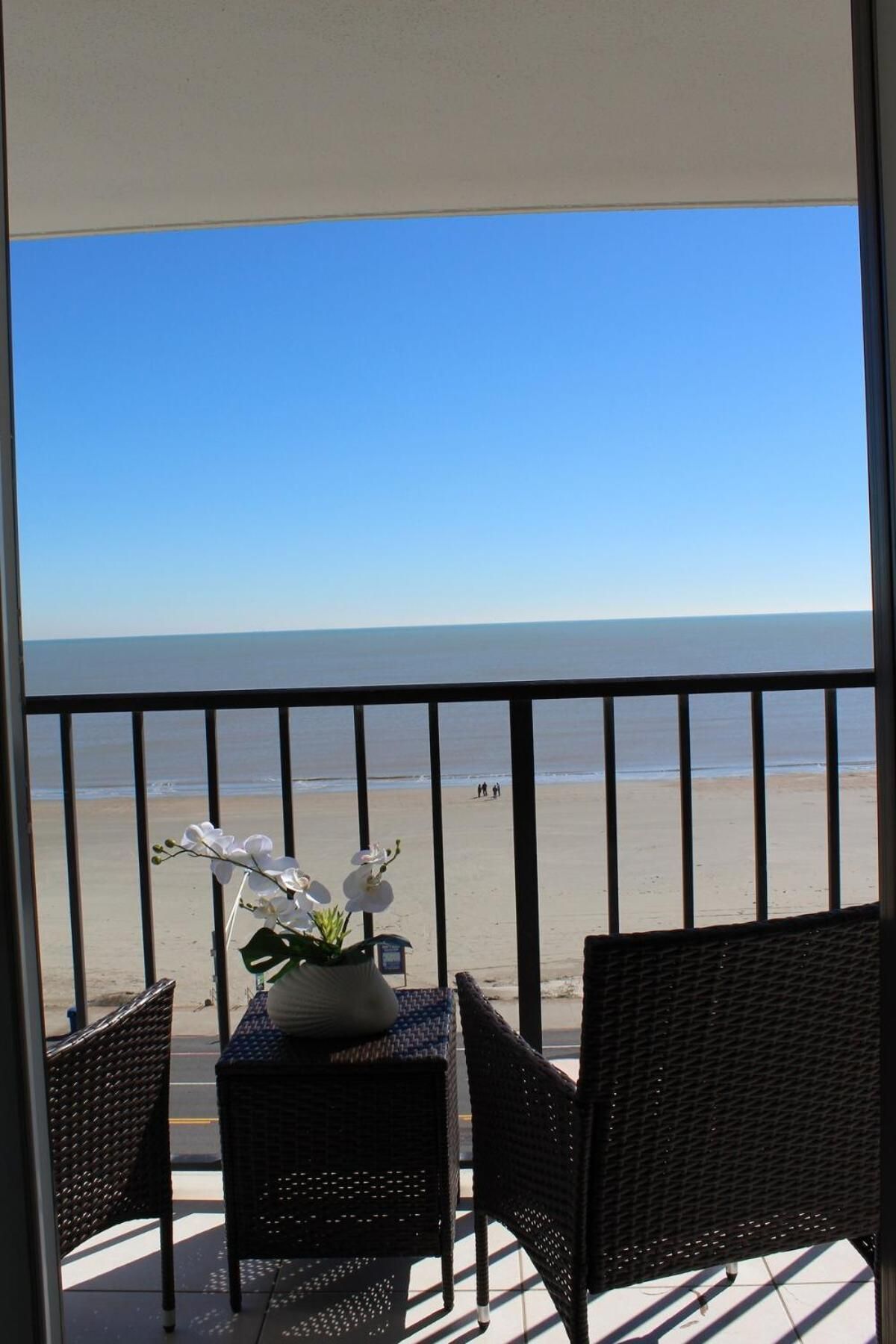 Two-Bedroom Apartment with Balcony and Terrace