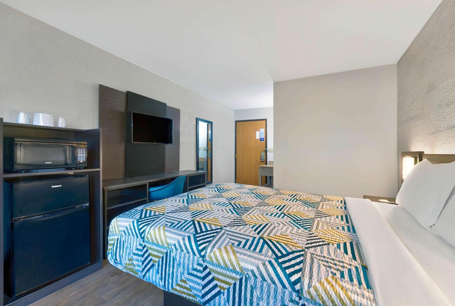 Double Room - Non-Smoking