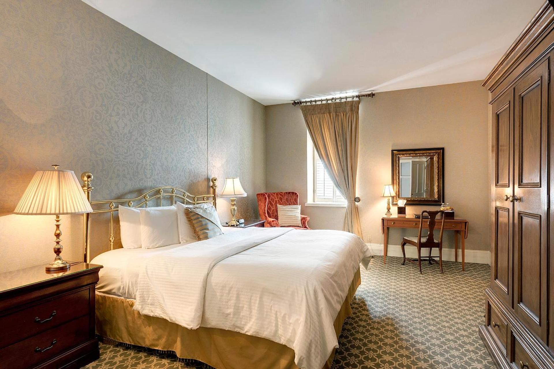 Premier King Room