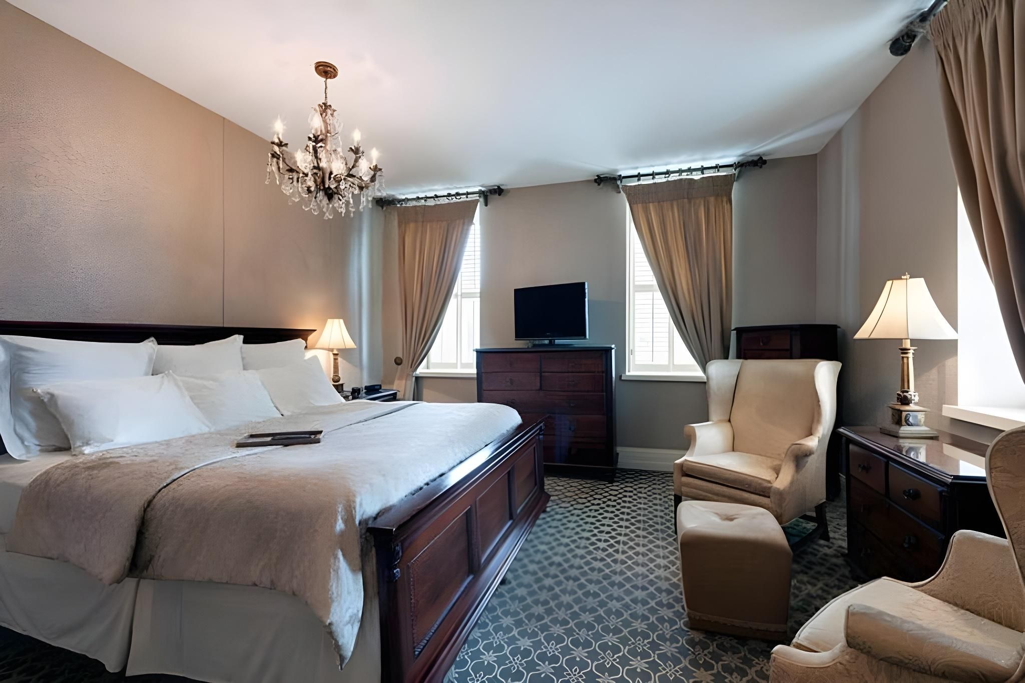 Premier King Room