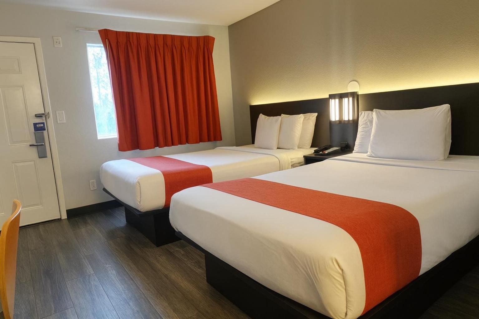 Quadruple Room - Non-Smoking
