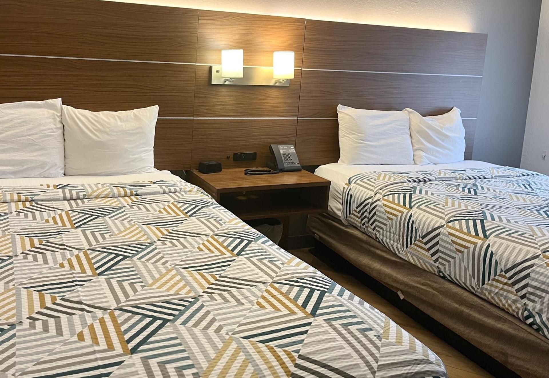 Quadruple Room - Non-Smoking