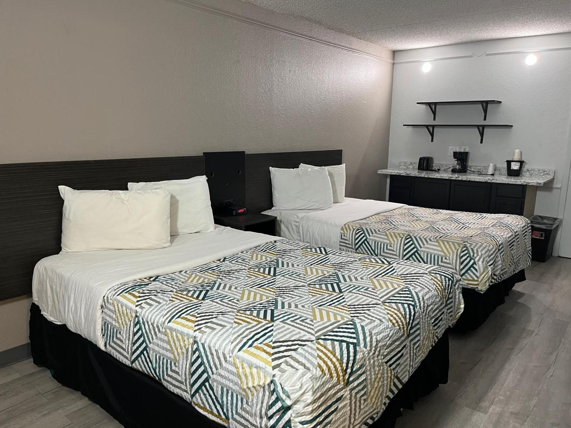 Quadruple Room - Non-Smoking