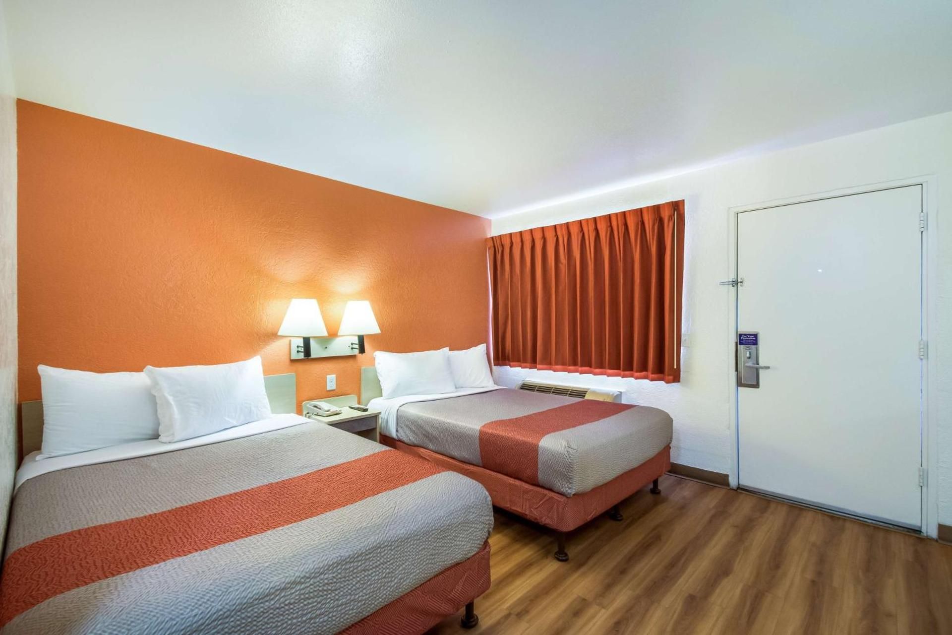 Classic Quadruple Room