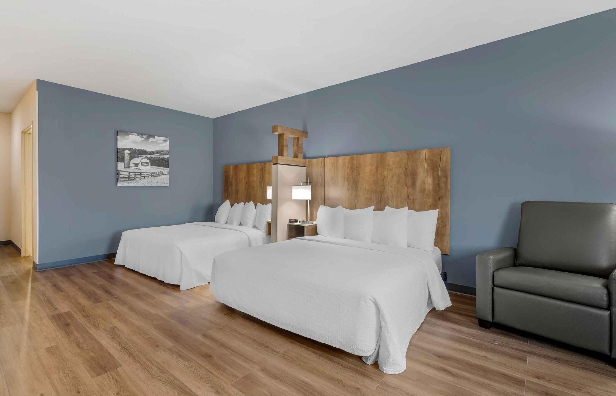 Ideal Studio 2 Queen Beds Nonsmkng