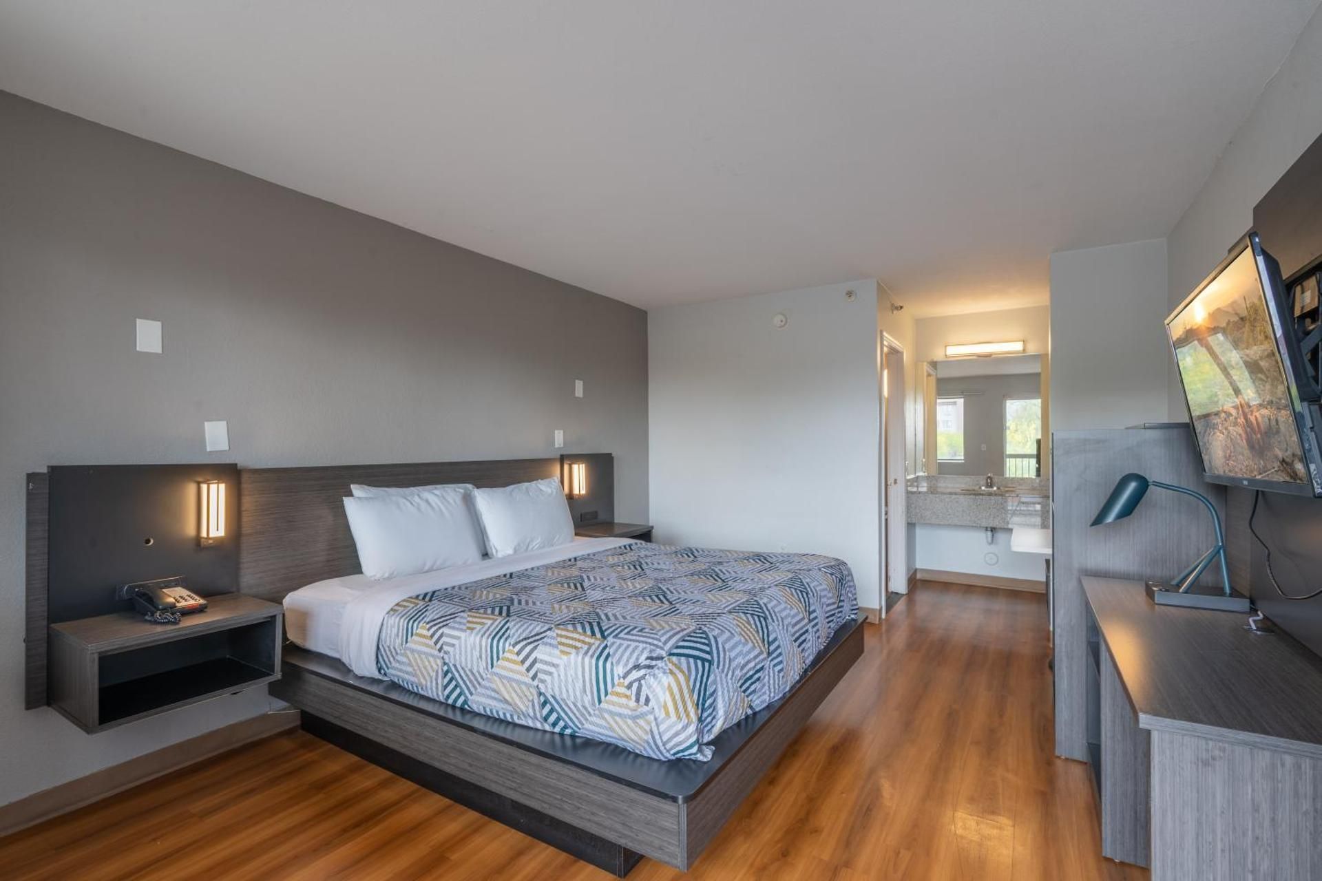 Superior Queen Room