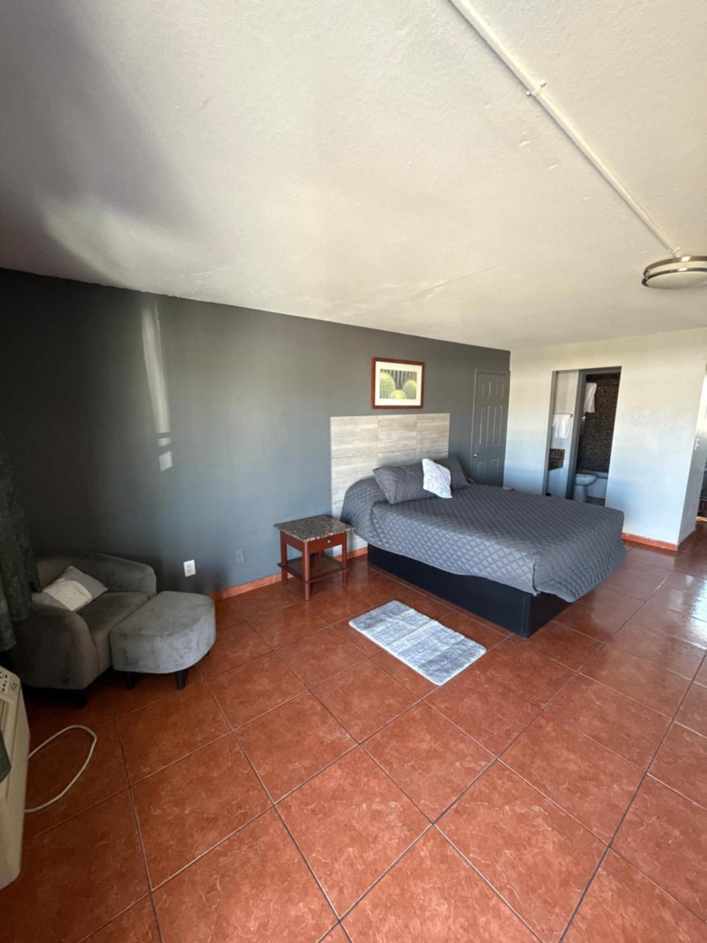 Rawls Motel Family Room with Balcony