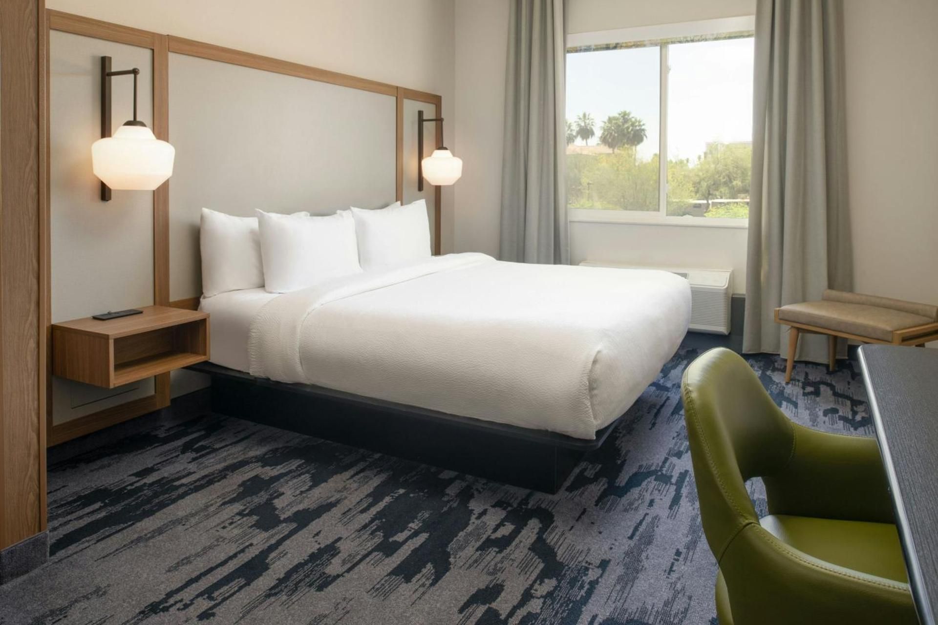 King Suite with Sofa Bed and Roll-in Shower - Mobility Accessible