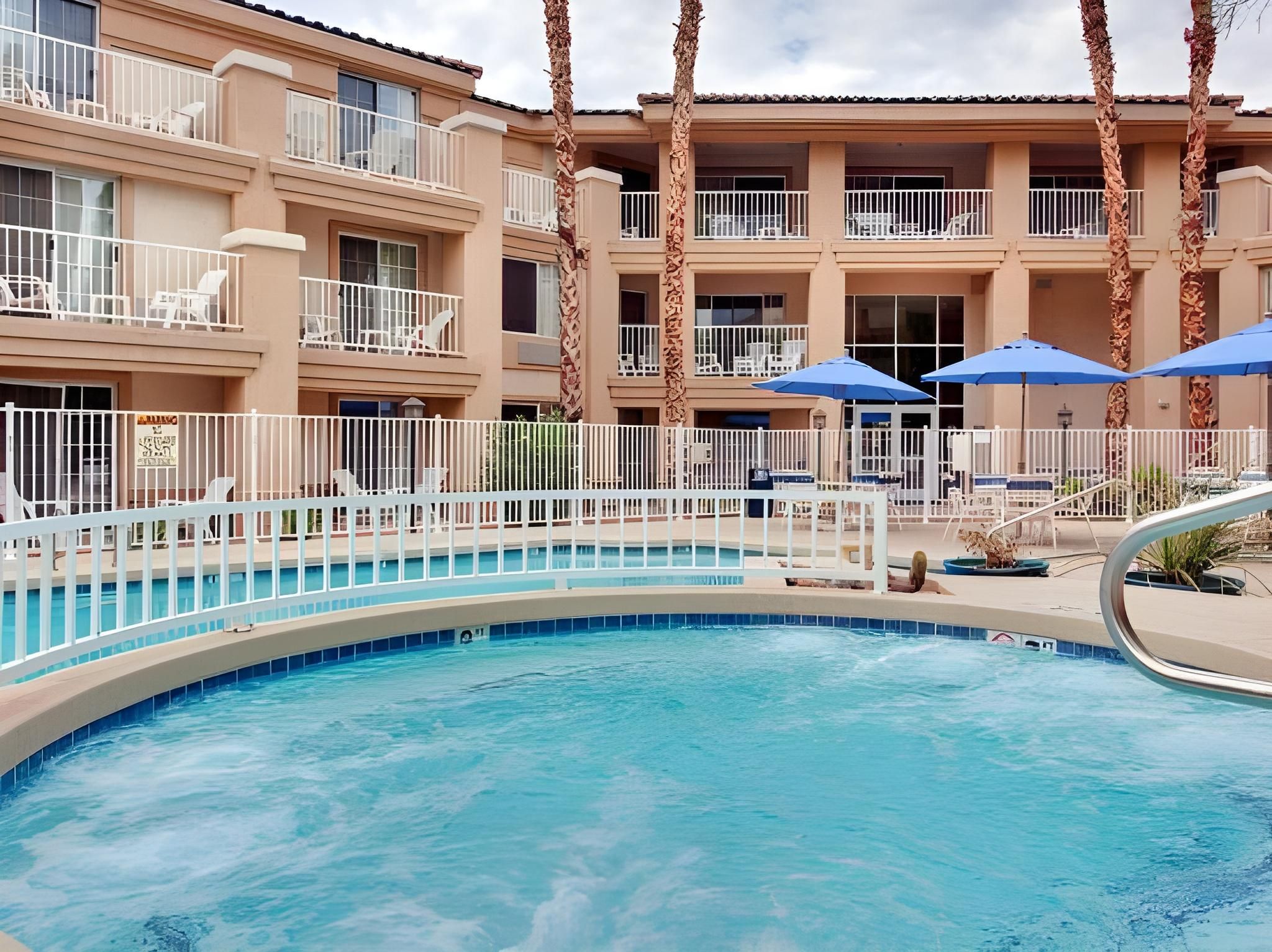 b6a728ca55c46d3210ab562c84408125