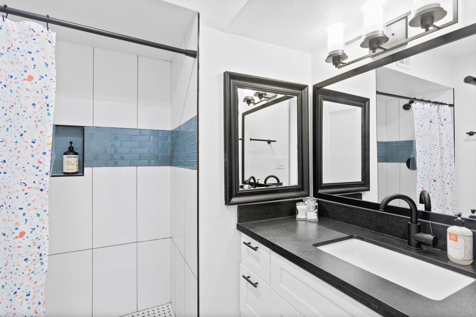 The Sophia Apartments Two-Bedroom Apartment 2