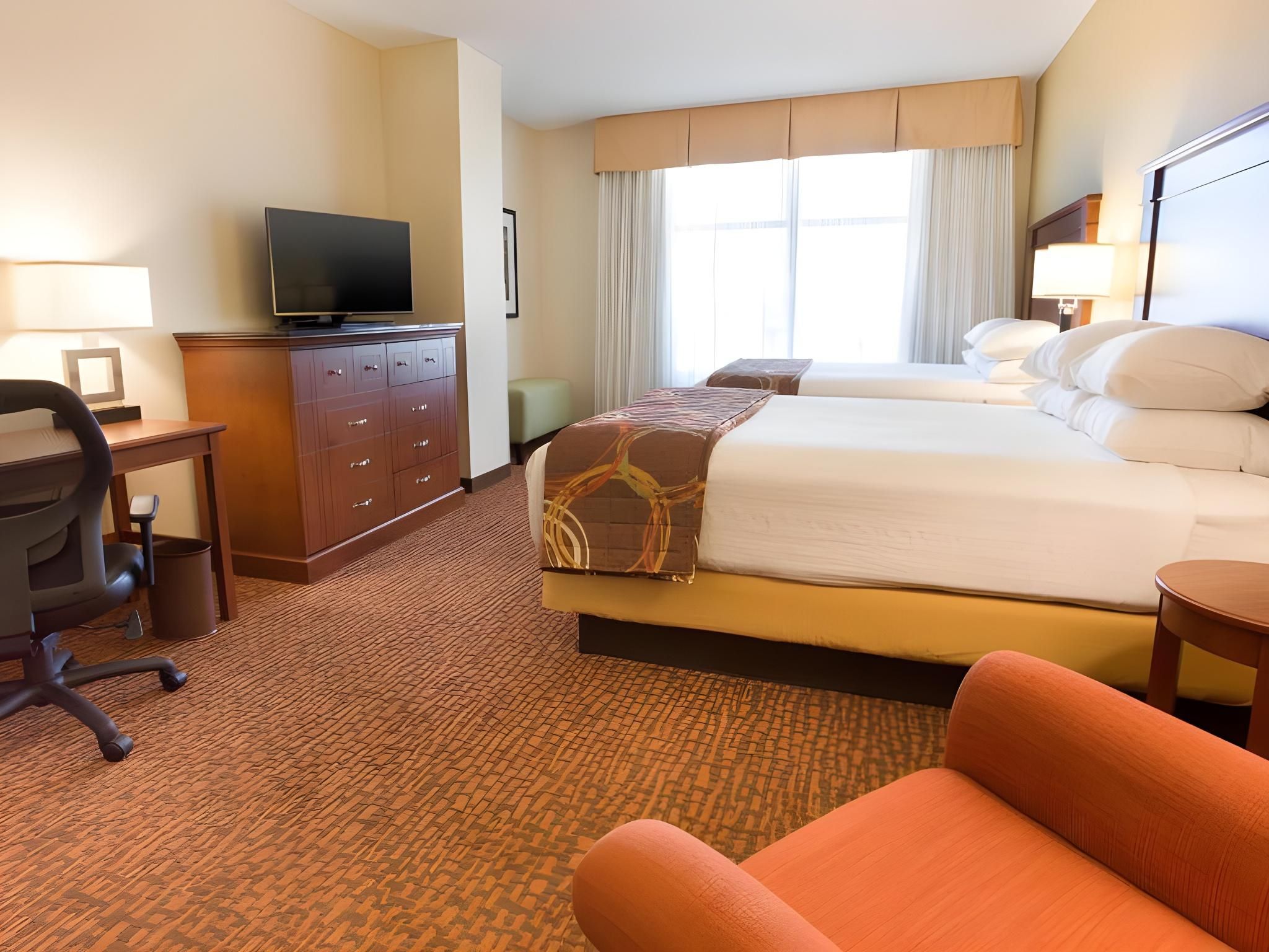 Queen Suite with Two Queen Beds